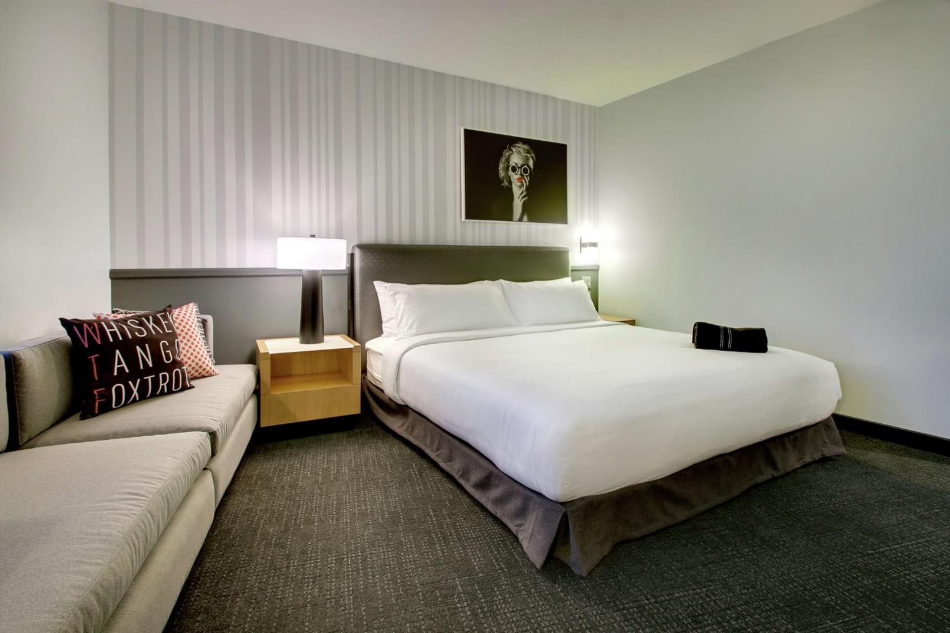 The Rose Chicago, Tapestry Collection By Hilton gallery photo in Rosemont, IL — image 24