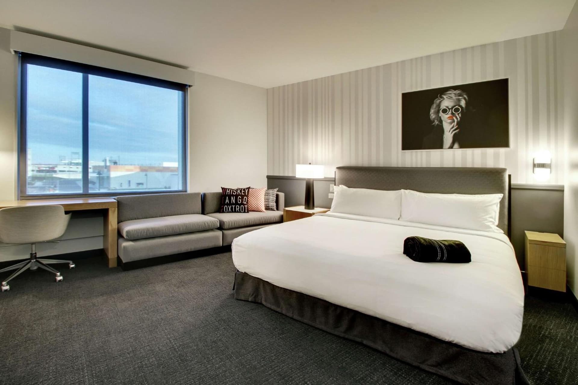 The Rose Chicago, Tapestry Collection By Hilton gallery photo in Rosemont, IL — image 76