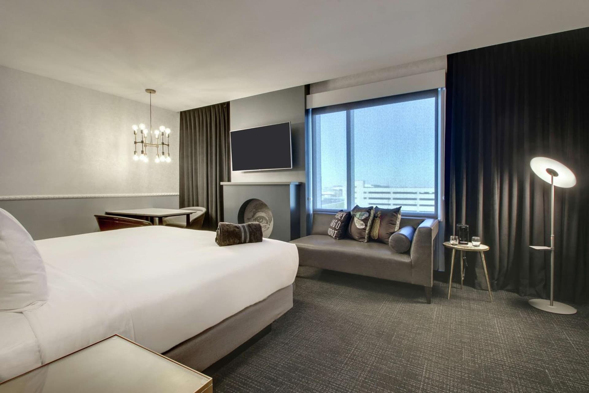 The Rose Chicago, Tapestry Collection By Hilton gallery photo in Rosemont, IL — image 21