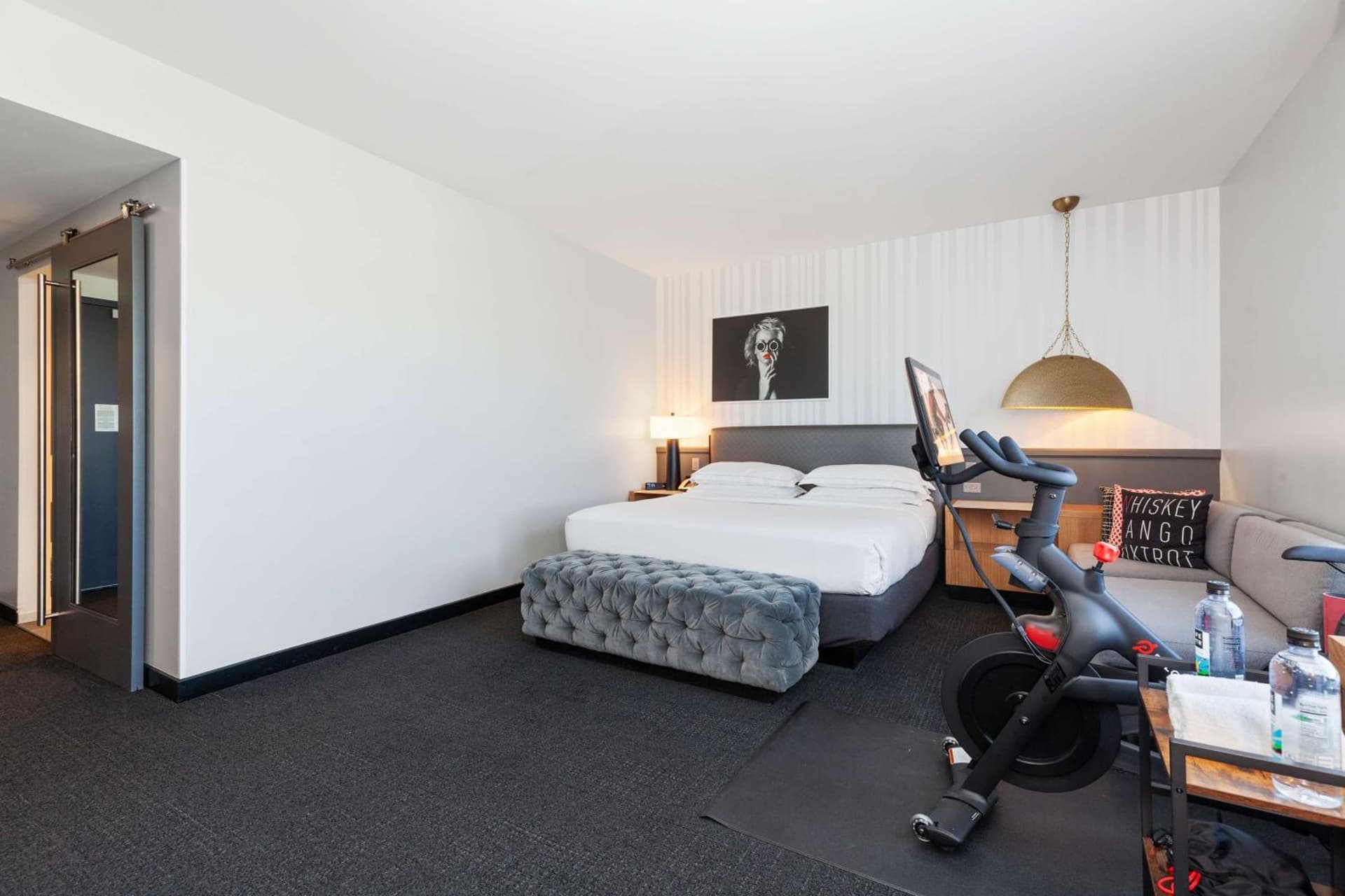 The Rose Chicago, Tapestry Collection By Hilton gallery photo in Rosemont, IL — image 22