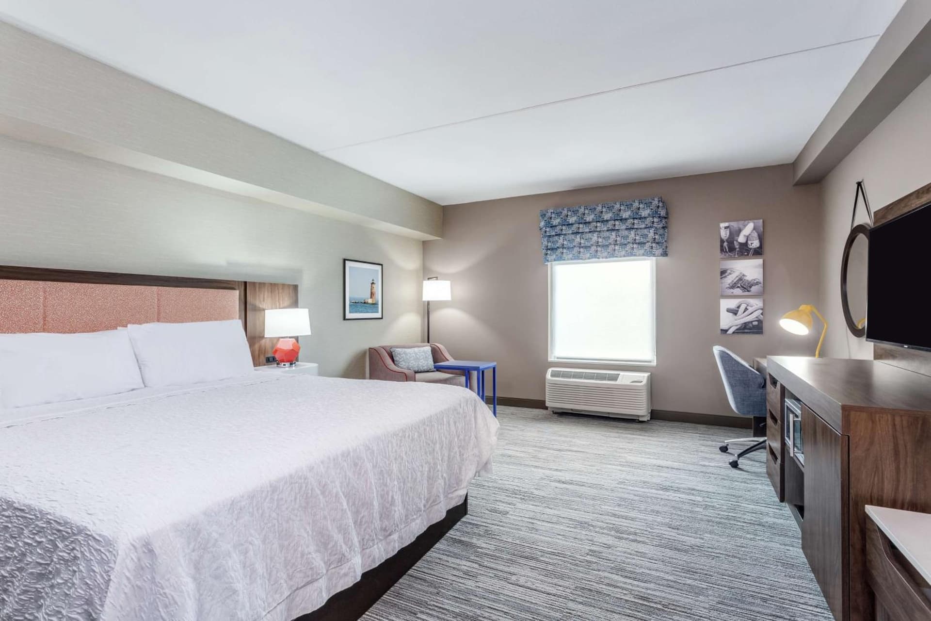 Hampton Inn & Suites Kittery-Portsmouth gallery photo in Kittery — image 20