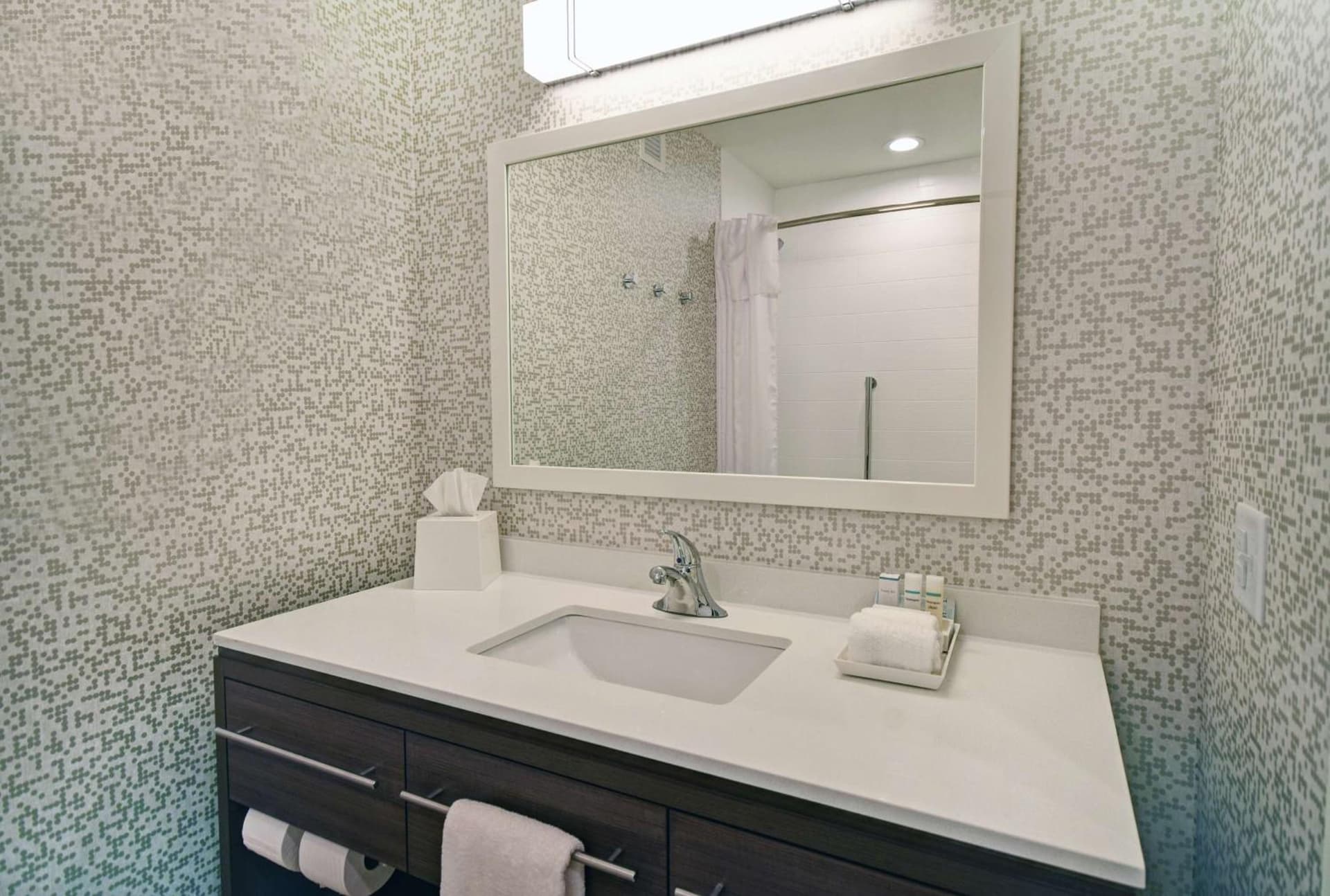 Home2 Suites By Hilton Beloit gallery photo in Beloit, WI — image 36