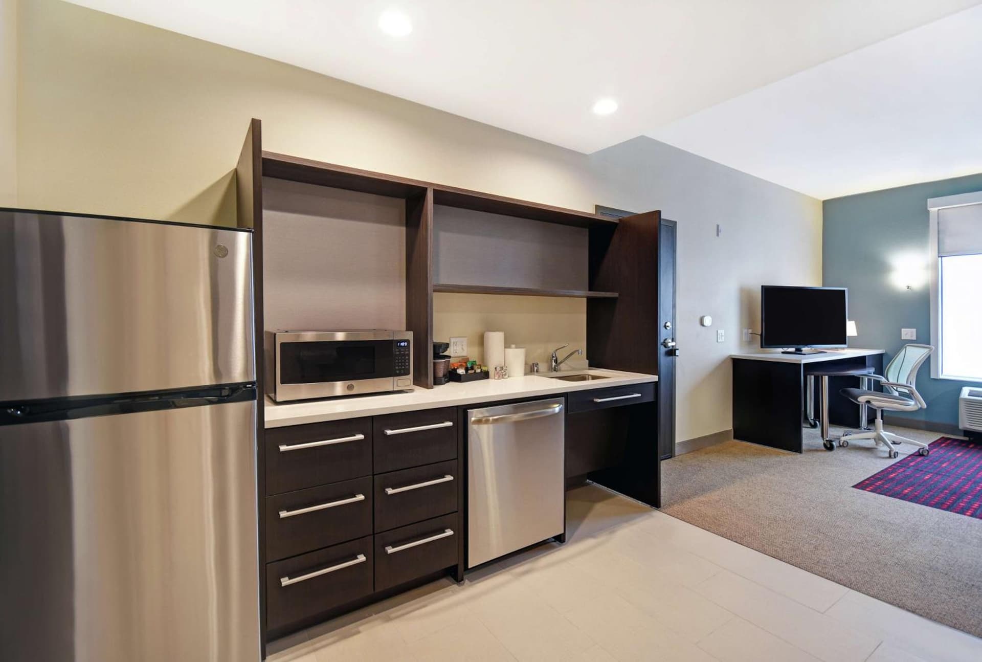 Home2 Suites By Hilton Beloit gallery photo in Beloit, WI — image 42