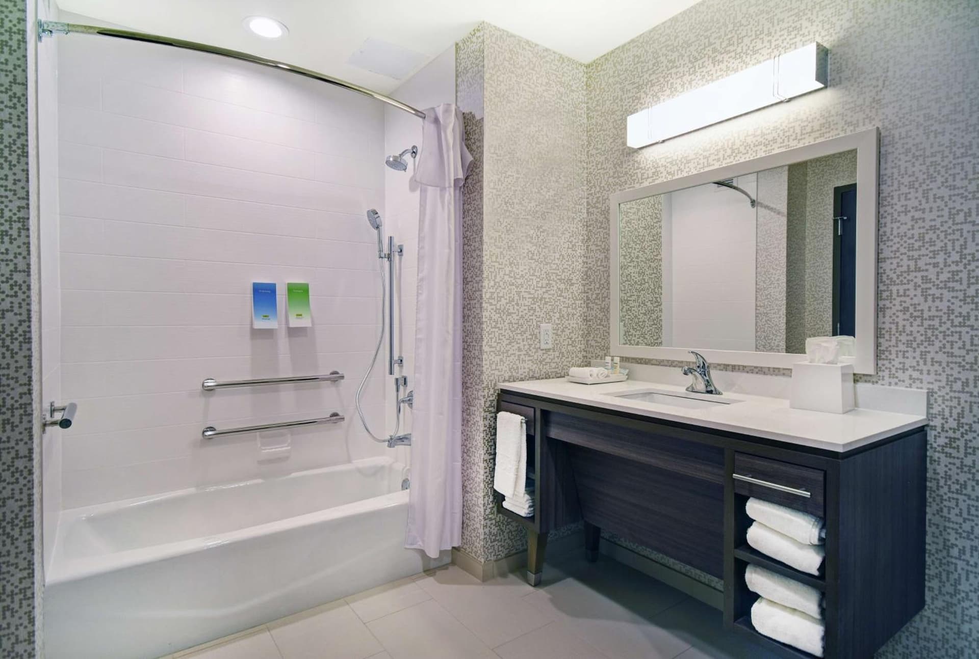 Home2 Suites By Hilton Beloit gallery photo in Beloit, WI — image 7