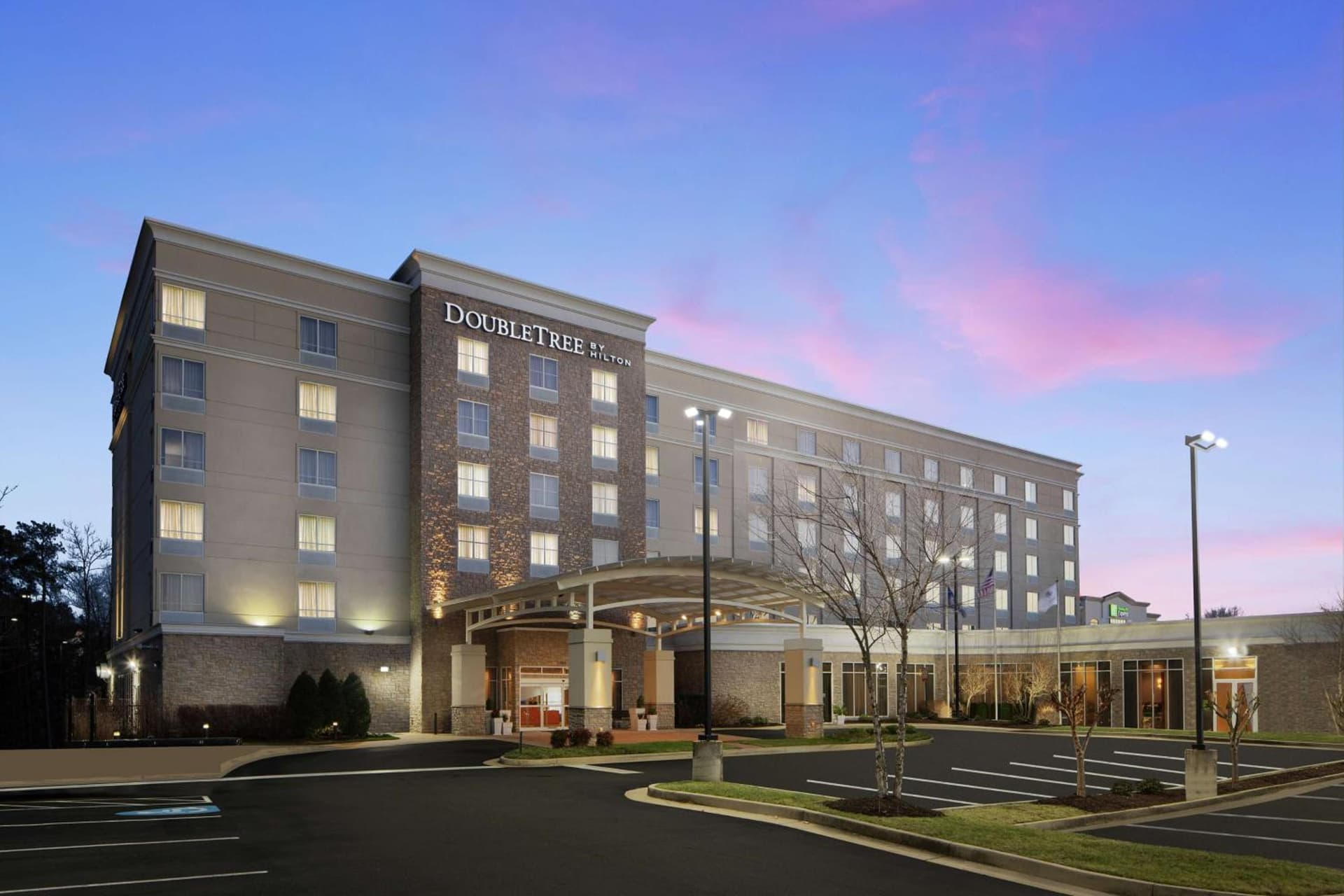 DoubleTree Richmond Airport featured exterior or lobby in Sandston, VA — similar hotel