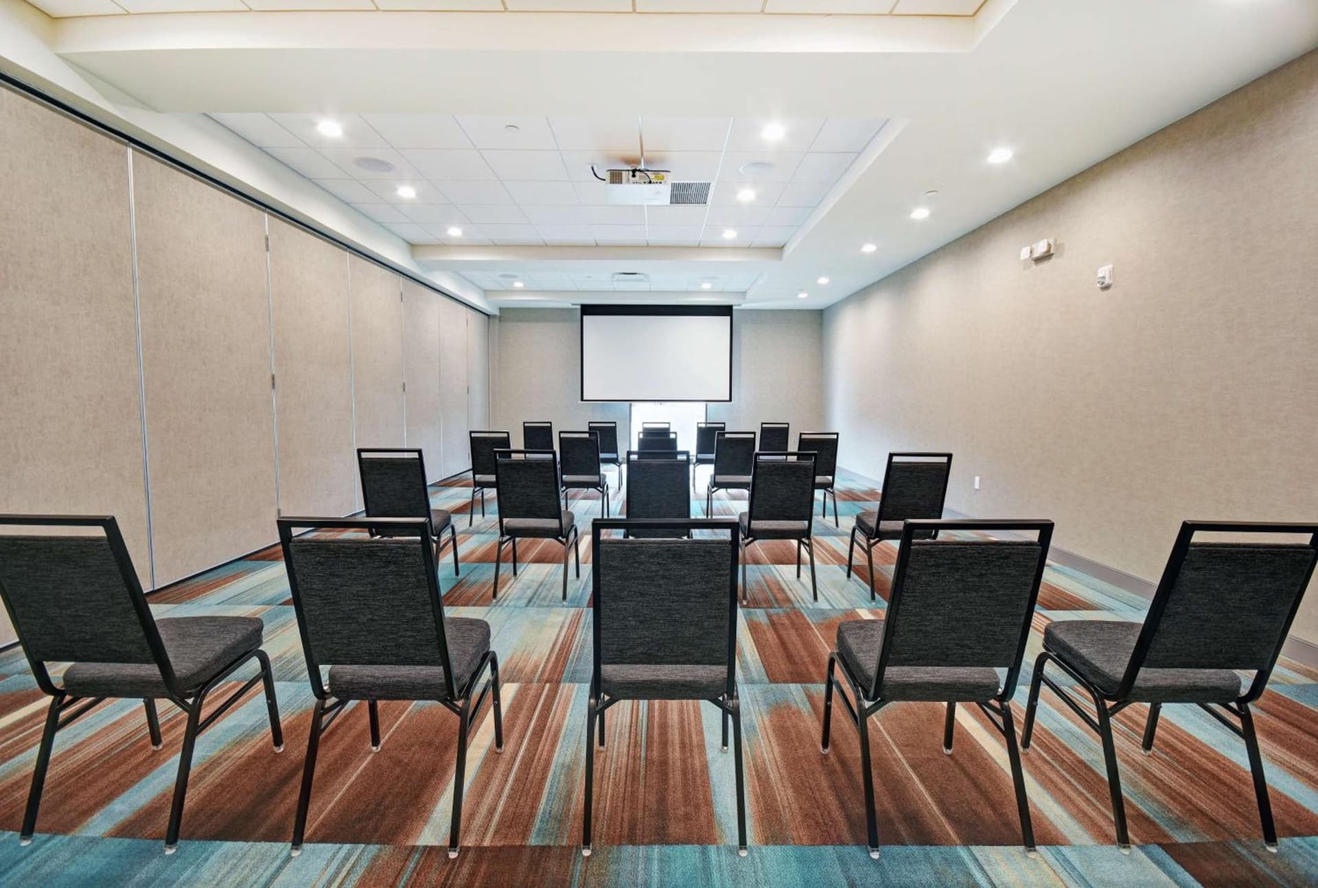 Home2 Suites By Hilton Beloit gallery photo in Beloit, WI — image 38