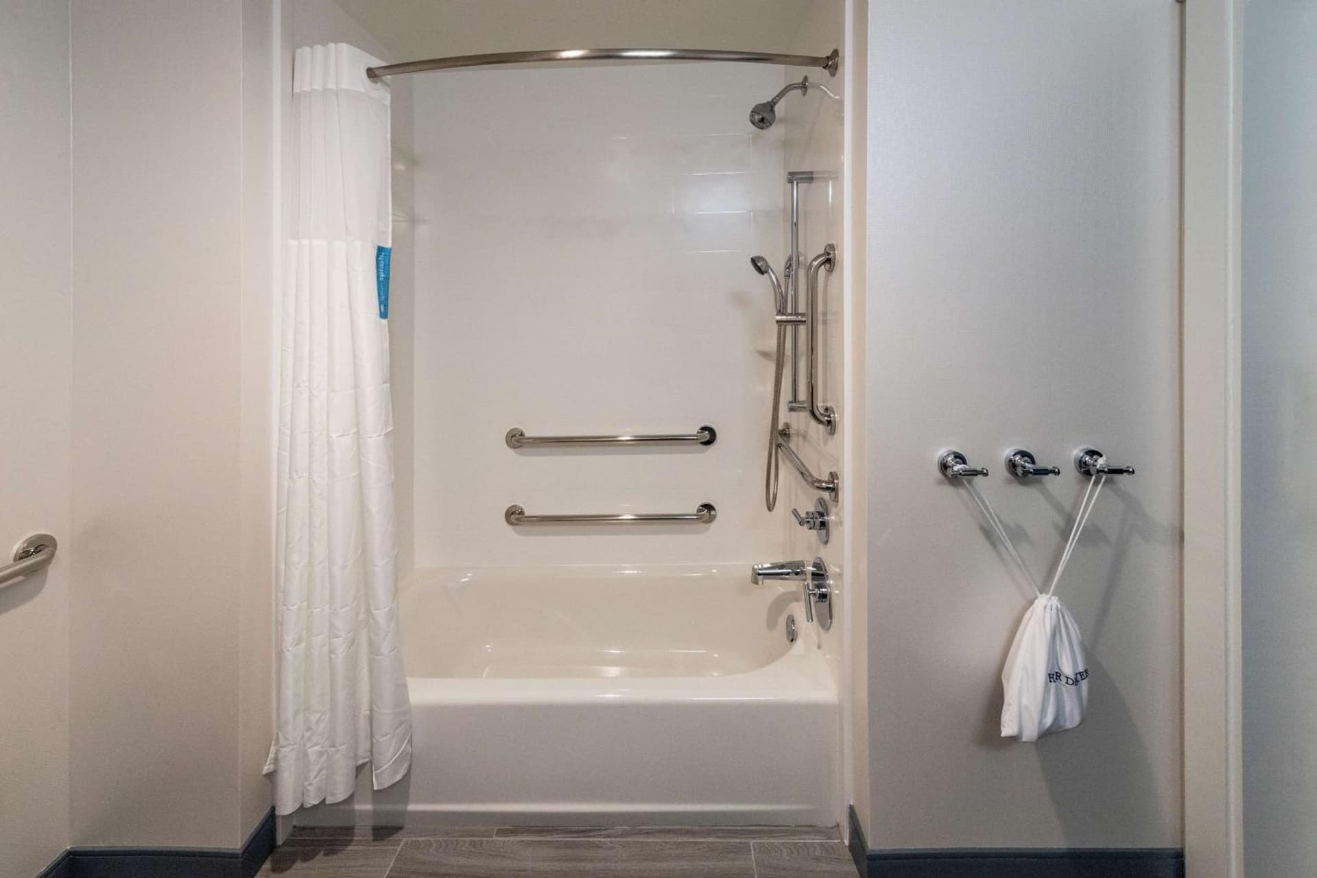 Hampton Inn & Suites Snellville Atlanta Ne gallery photo in Snellville, GA — image 14