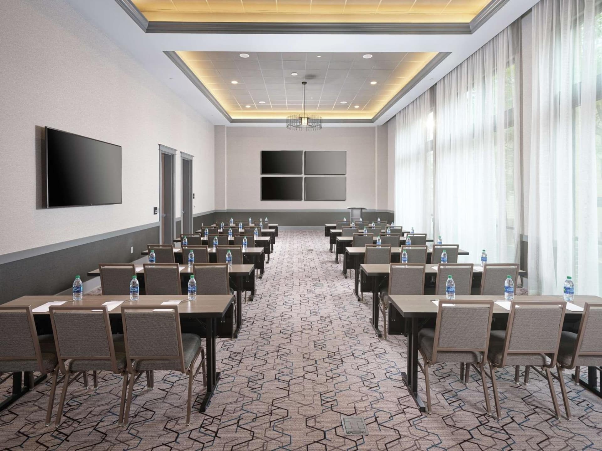 Hampton Inn & Suites Atlanta Decatur/Emory gallery photo in Decatur, GA — image 37