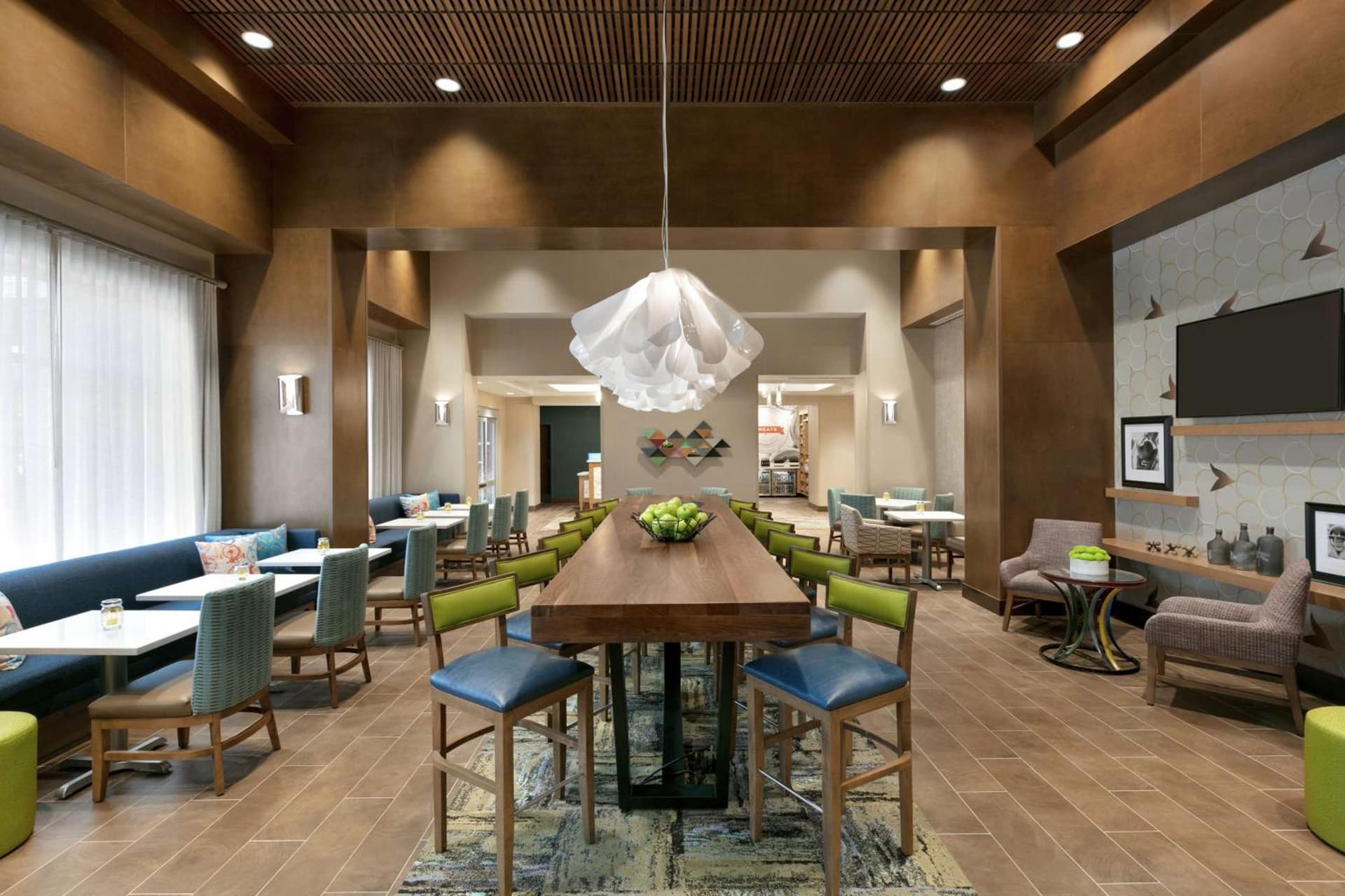 Hampton Inn And Suites By Hilton Johns Creek gallery photo in Johns Creek, GA — image 10