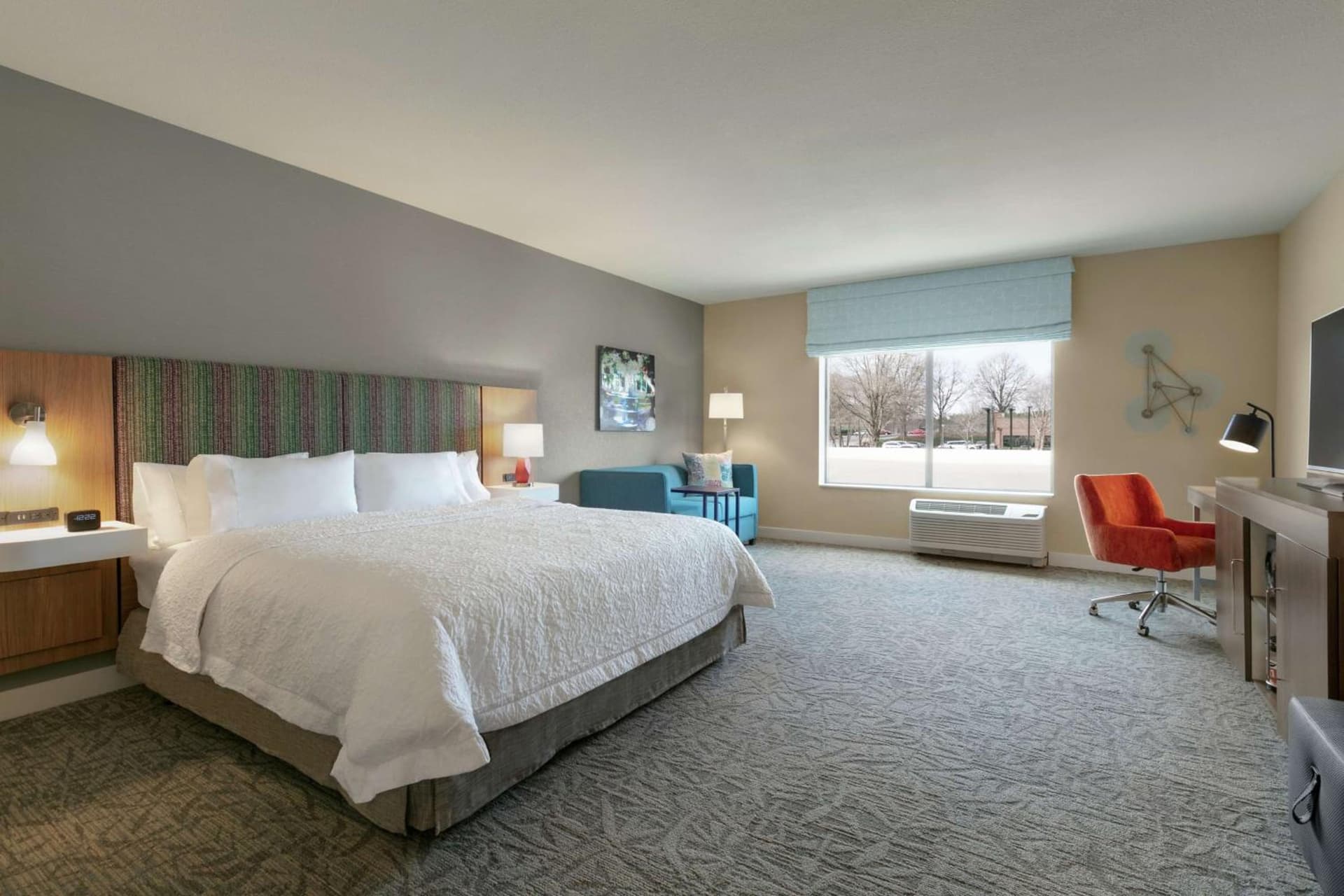 Hampton Inn And Suites By Hilton Johns Creek interior in Johns Creek, GA — gallery photo 2