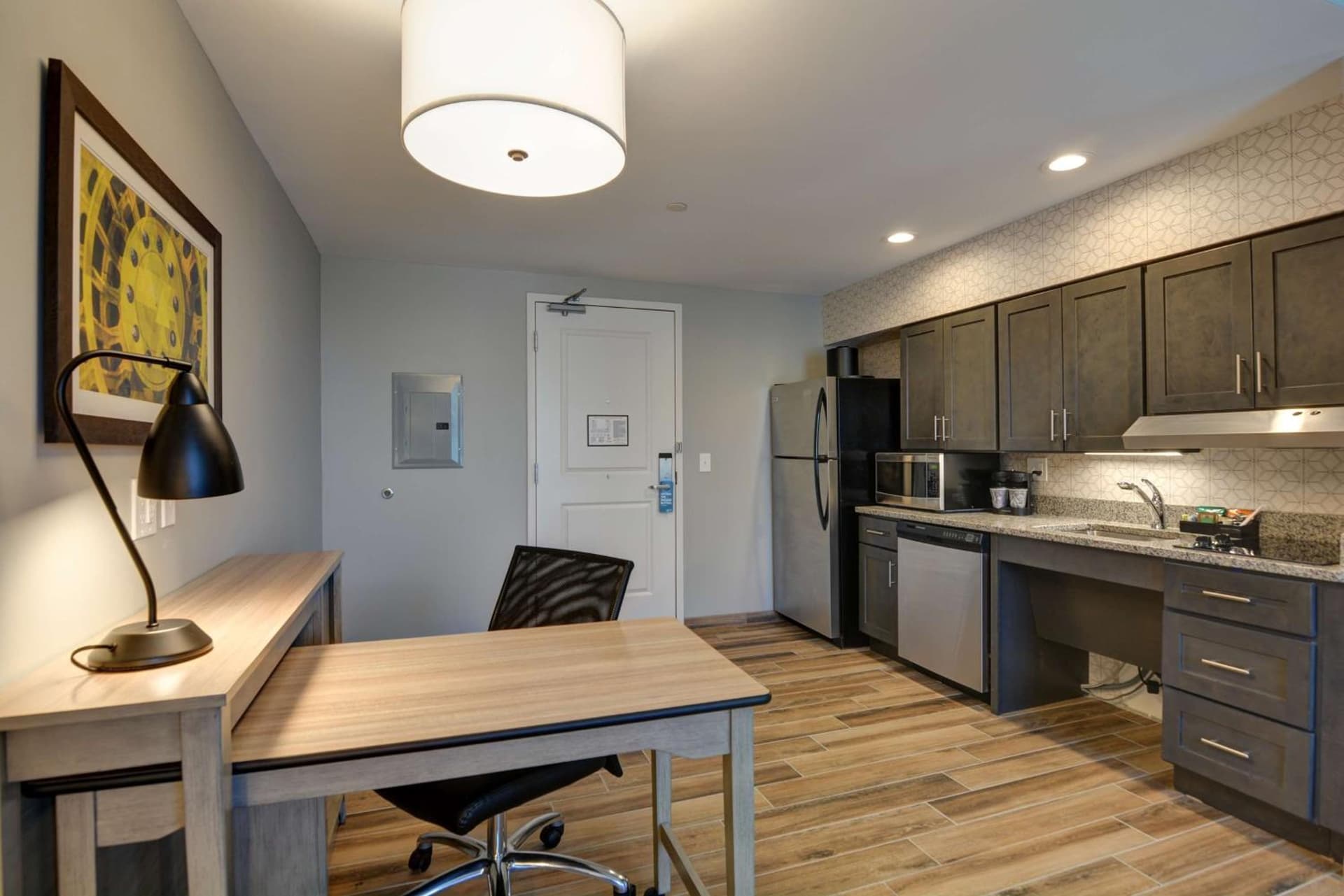 Homewood Suites By Hilton Hadley Amherst gallery photo in Hadley — image 19