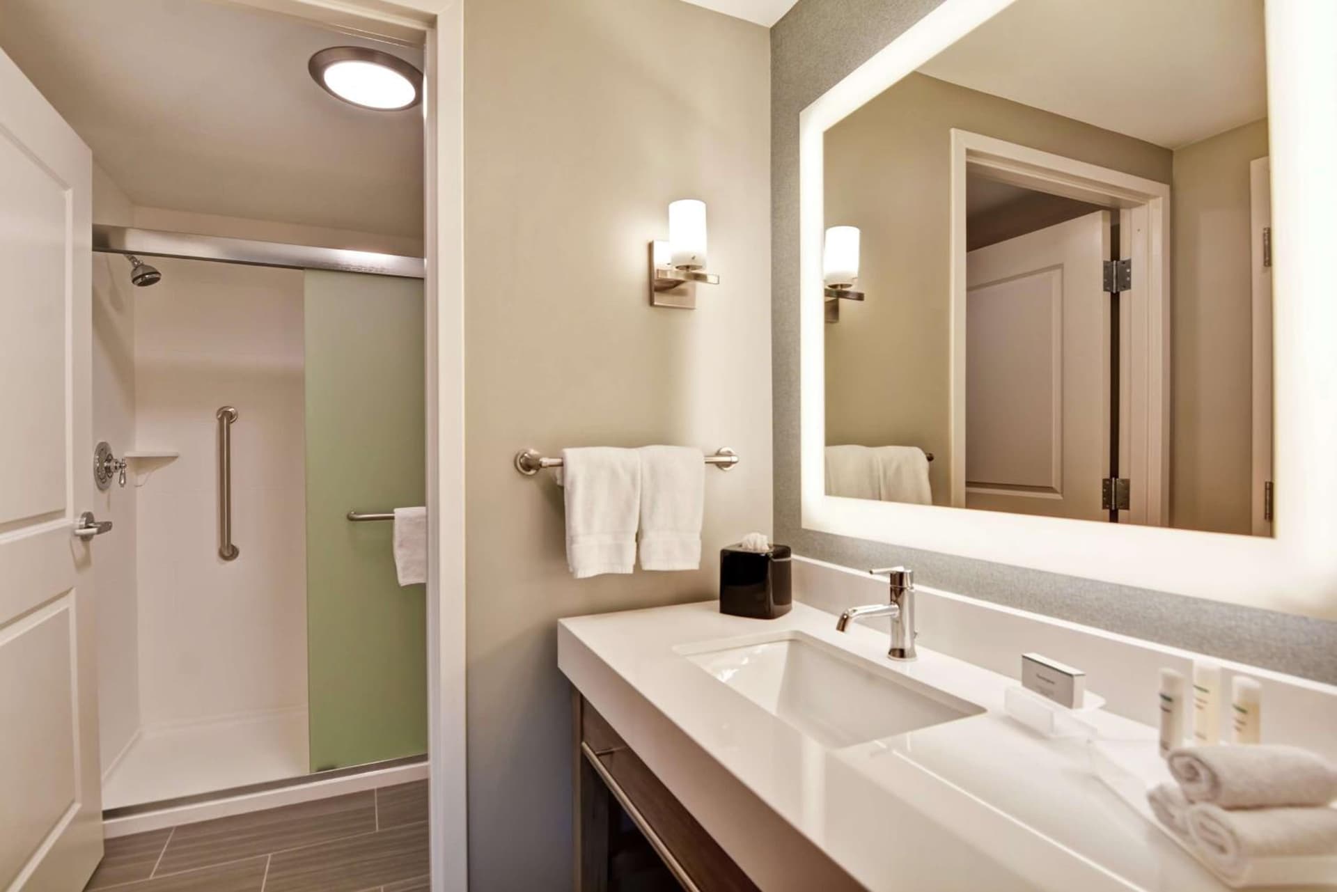 Homewood Suites By Hilton Hadley Amherst gallery photo in Hadley — image 50