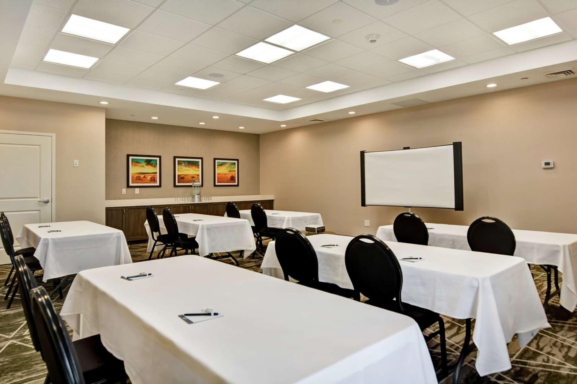 Homewood Suites By Hilton Hadley Amherst gallery photo in Hadley — image 37