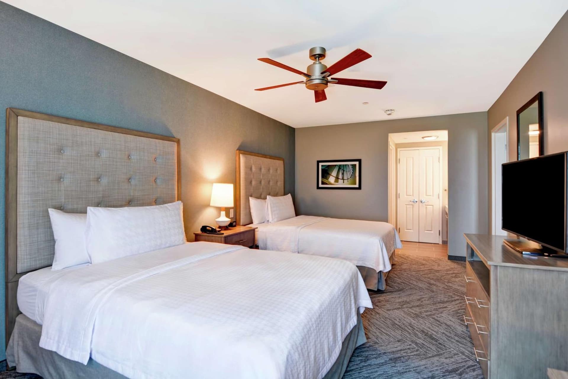 Homewood Suites By Hilton Hadley Amherst gallery photo in Hadley — image 15