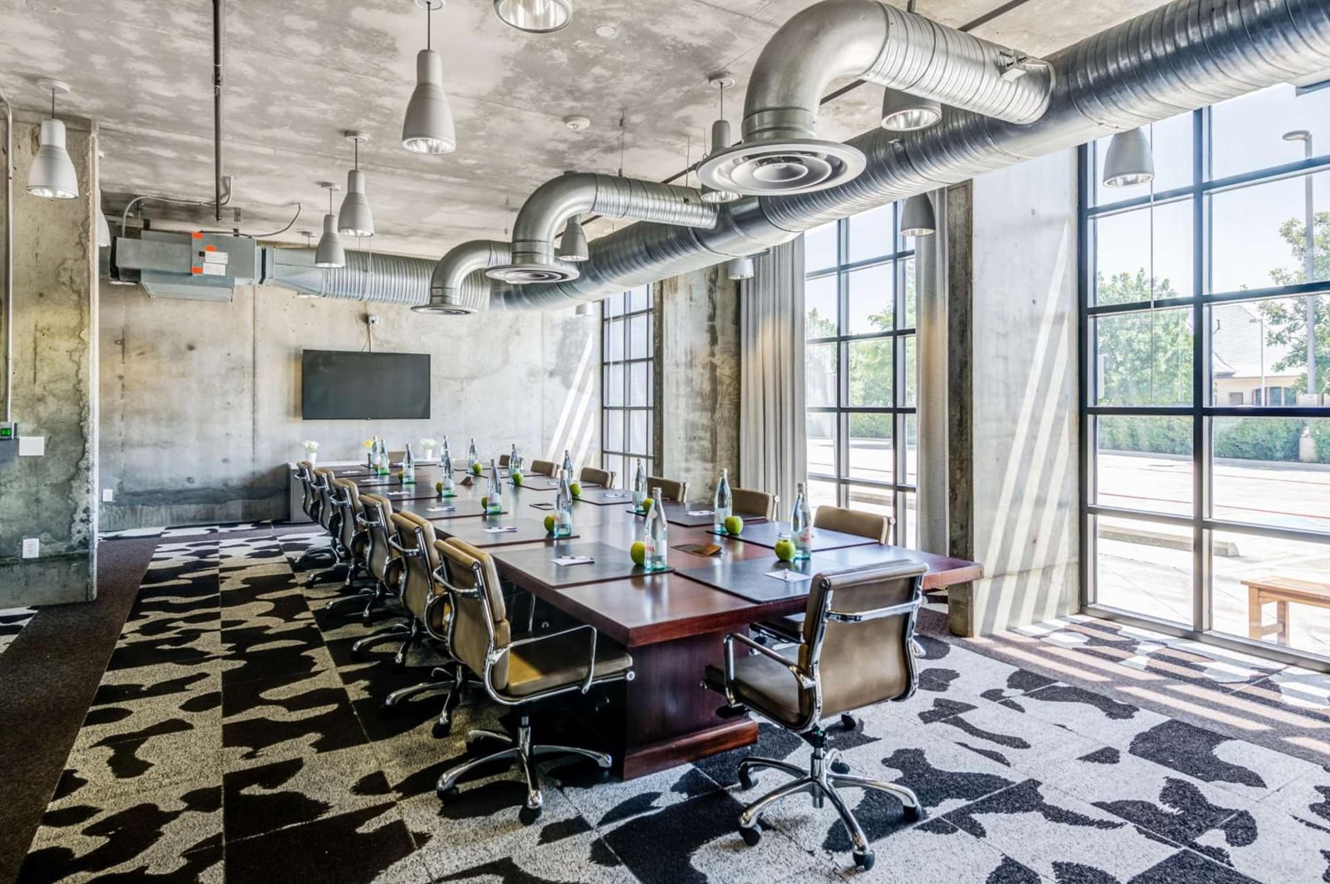 NYLO Las Colinas Hotel, Tapestry Collection by Hilton gallery photo in Irving, TX — image 13