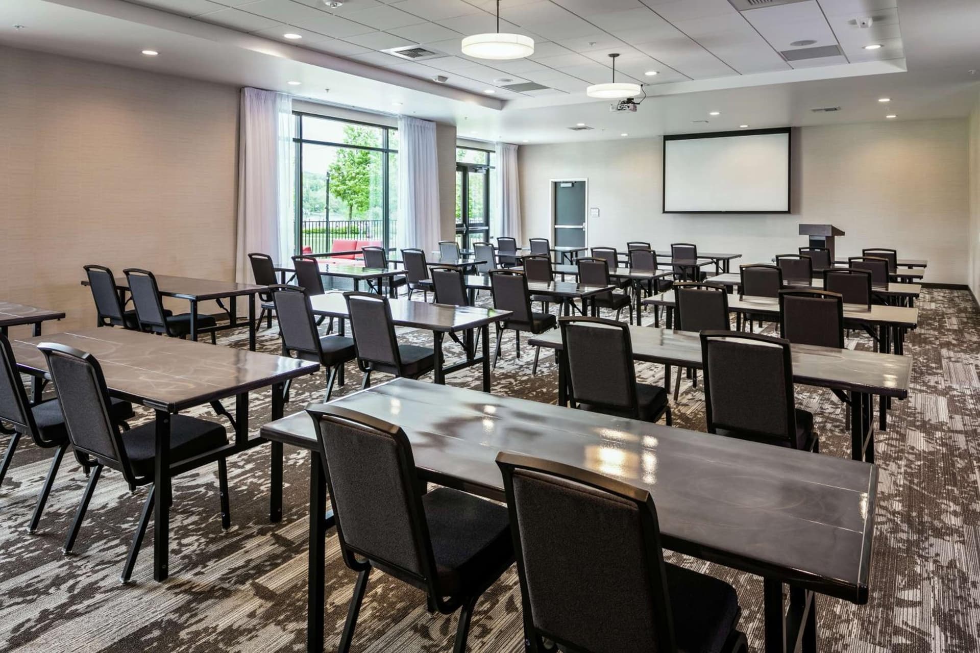 Hilton Garden Inn Wenatchee, Wa interior in Wenatchee, WA — gallery photo 2