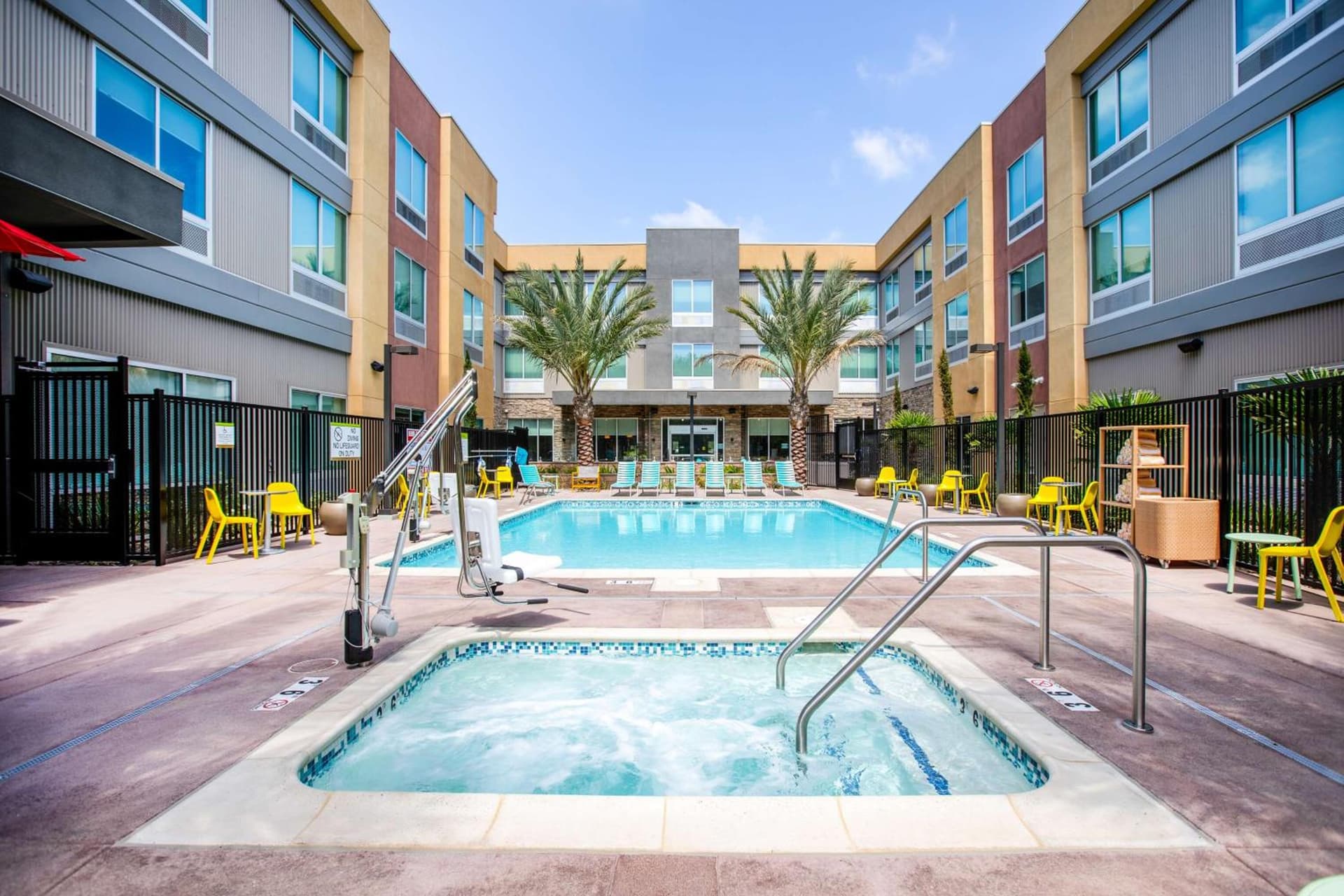 Home2 Suites By Hilton Carlsbad, Ca interior in Carlsbad, CA — gallery photo 2