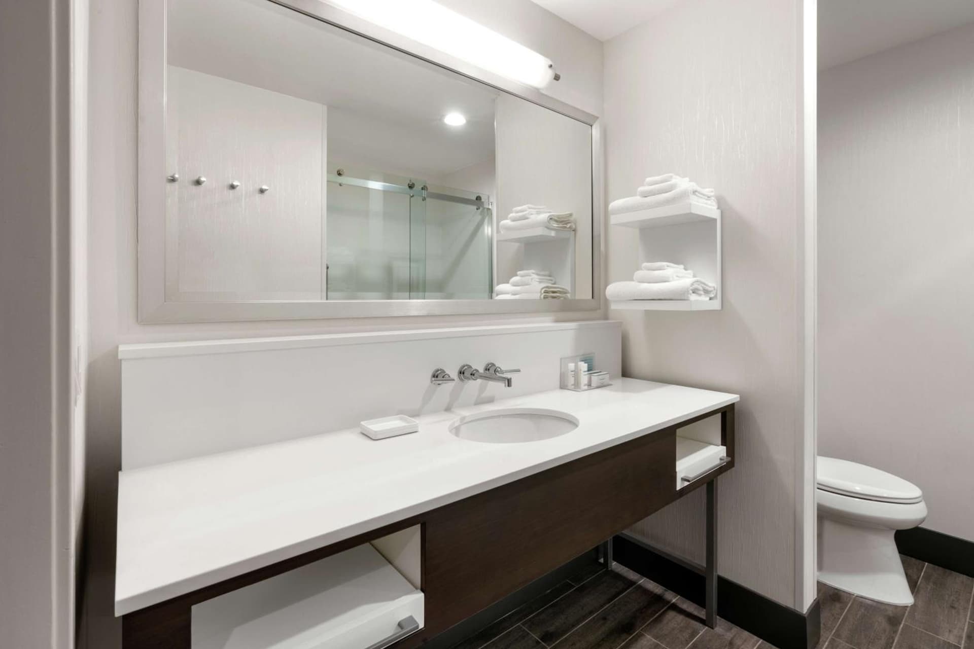 Hampton Inn & Suites Spokane Downtown-South gallery photo in Spokane, WA — image 54