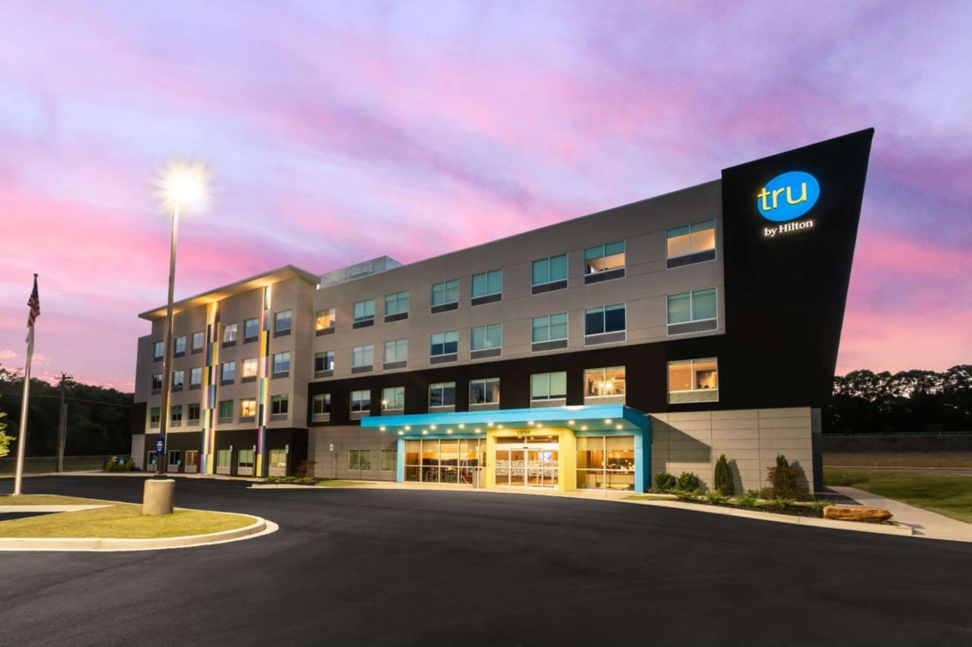 Tru By Hilton Seneca Clemson Sc interior in Seneca, SC — gallery photo 2