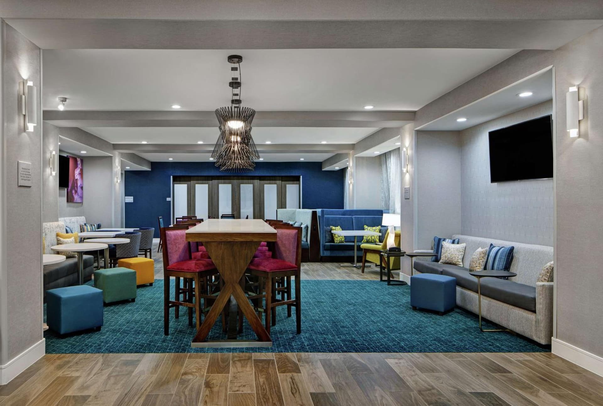 Hampton Inn Weslaco gallery photo in Weslaco, TX — image 6