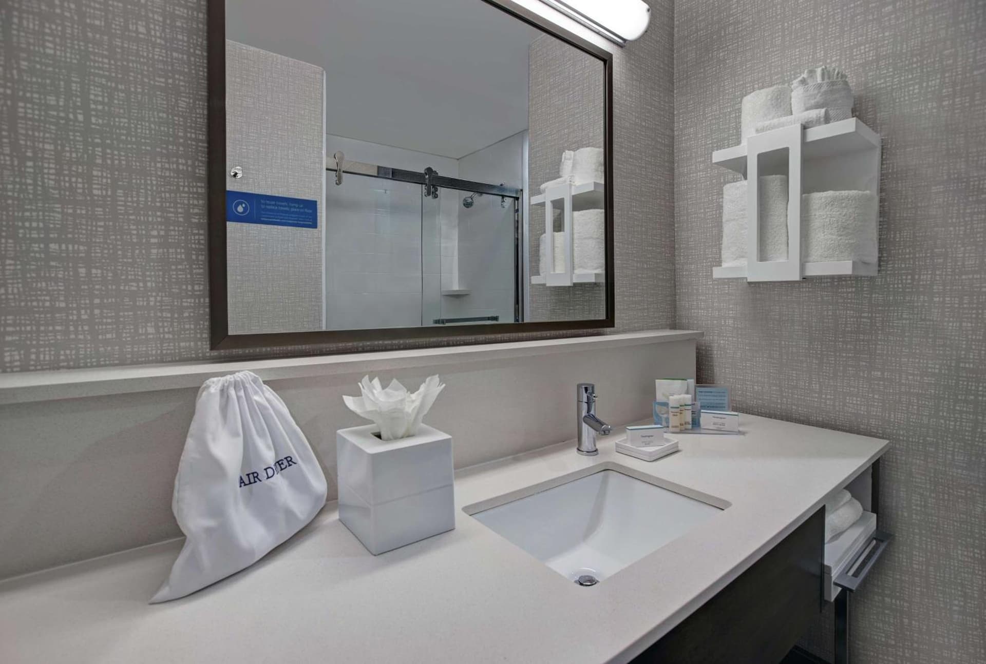 Hampton Inn Weslaco gallery photo in Weslaco, TX — image 33
