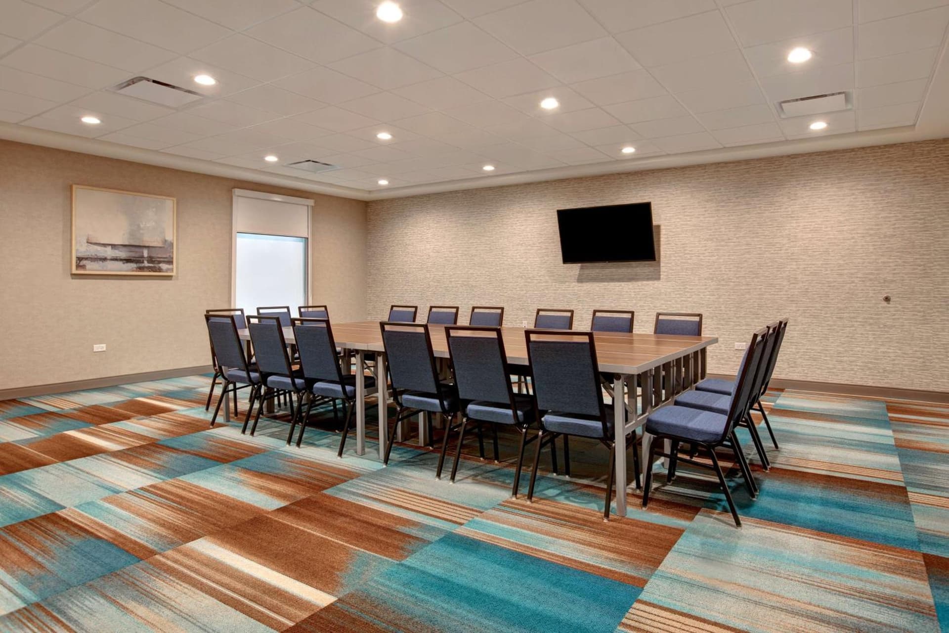 Home2 Suites By Hilton Loves Park Rockford interior in Loves Park, IL — gallery photo 2