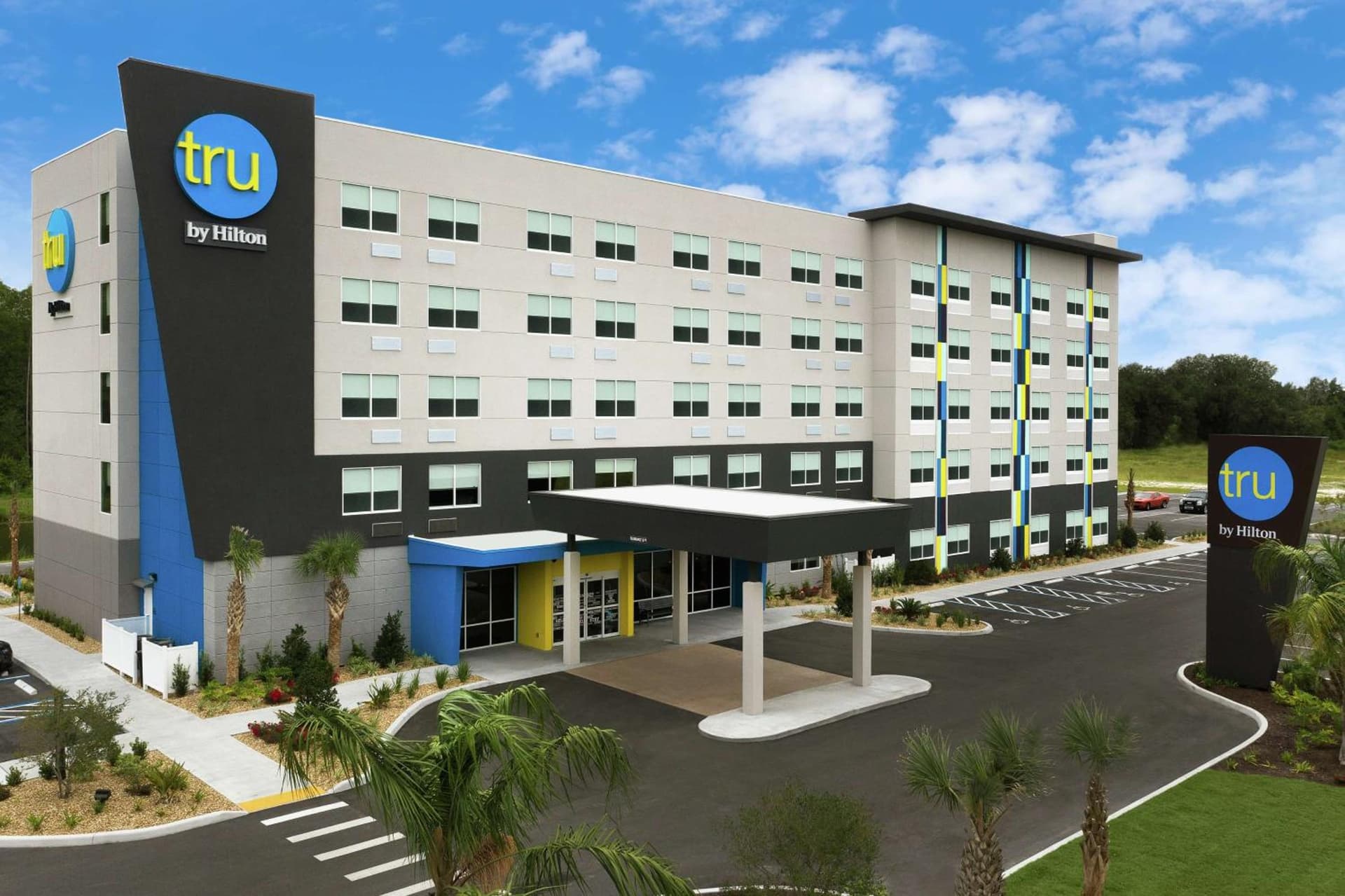 Tru By Hilton Lake City featured exterior or lobby in Lake City, FL — similar hotel