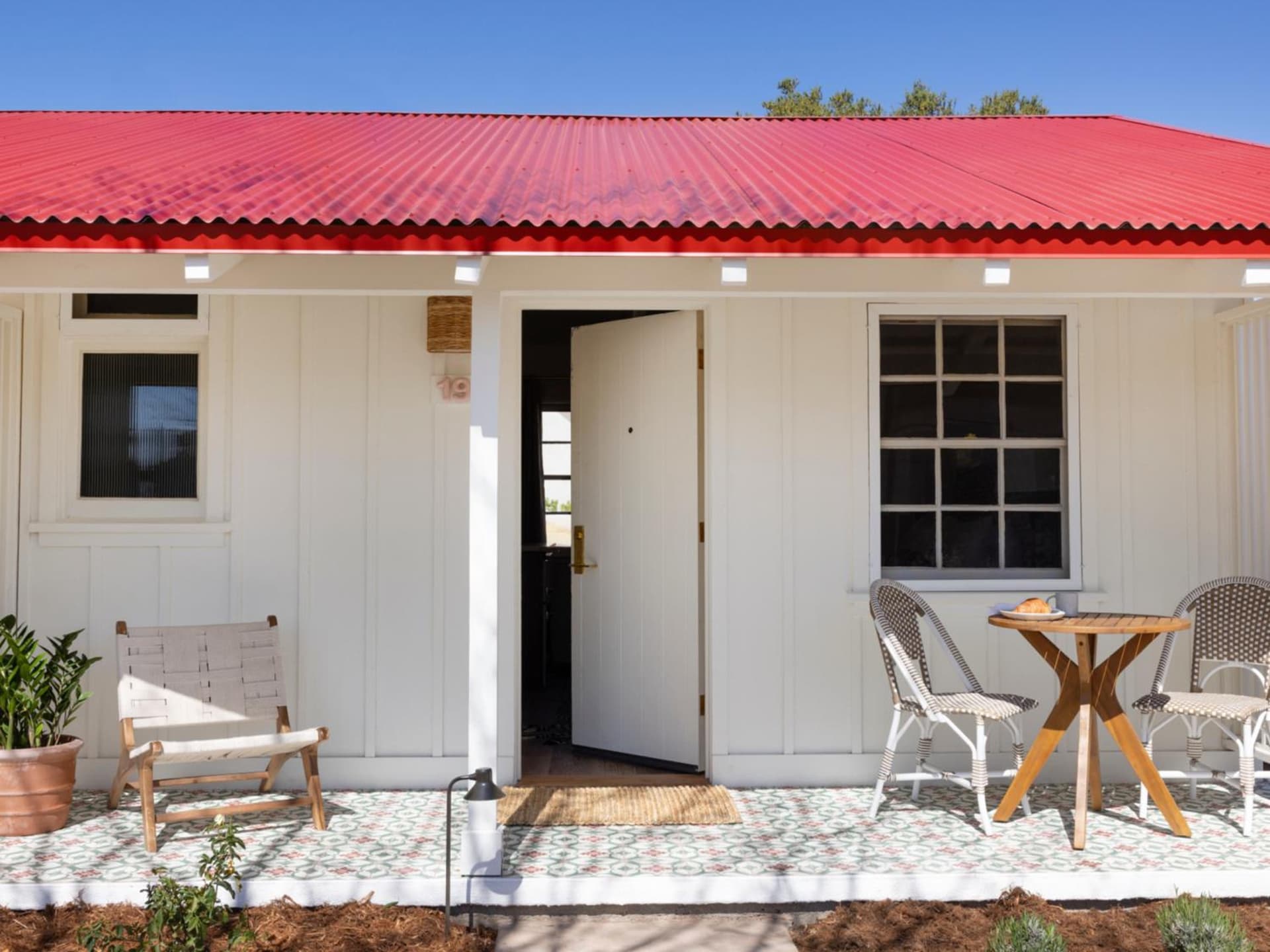 Farmhouse Paso gallery photo in Paso Robles, CA — image 7