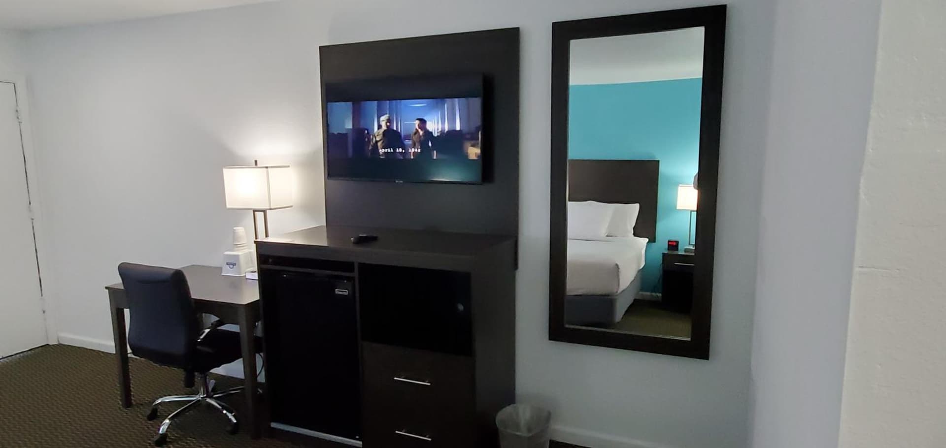 Travelodge by Wyndham Livonia Canton Novi Detroit Area gallery photo in Livonia, MI — image 12