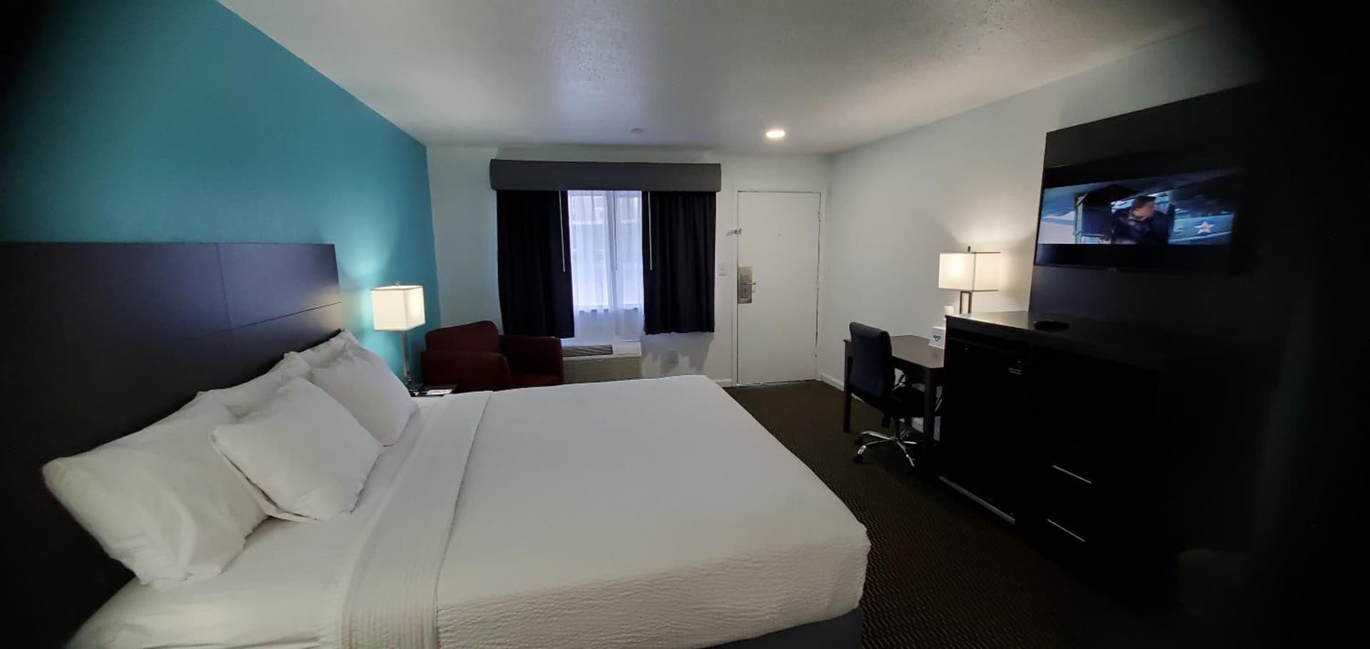 Travelodge by Wyndham Livonia Canton Novi Detroit Area gallery photo in Livonia, MI — image 15