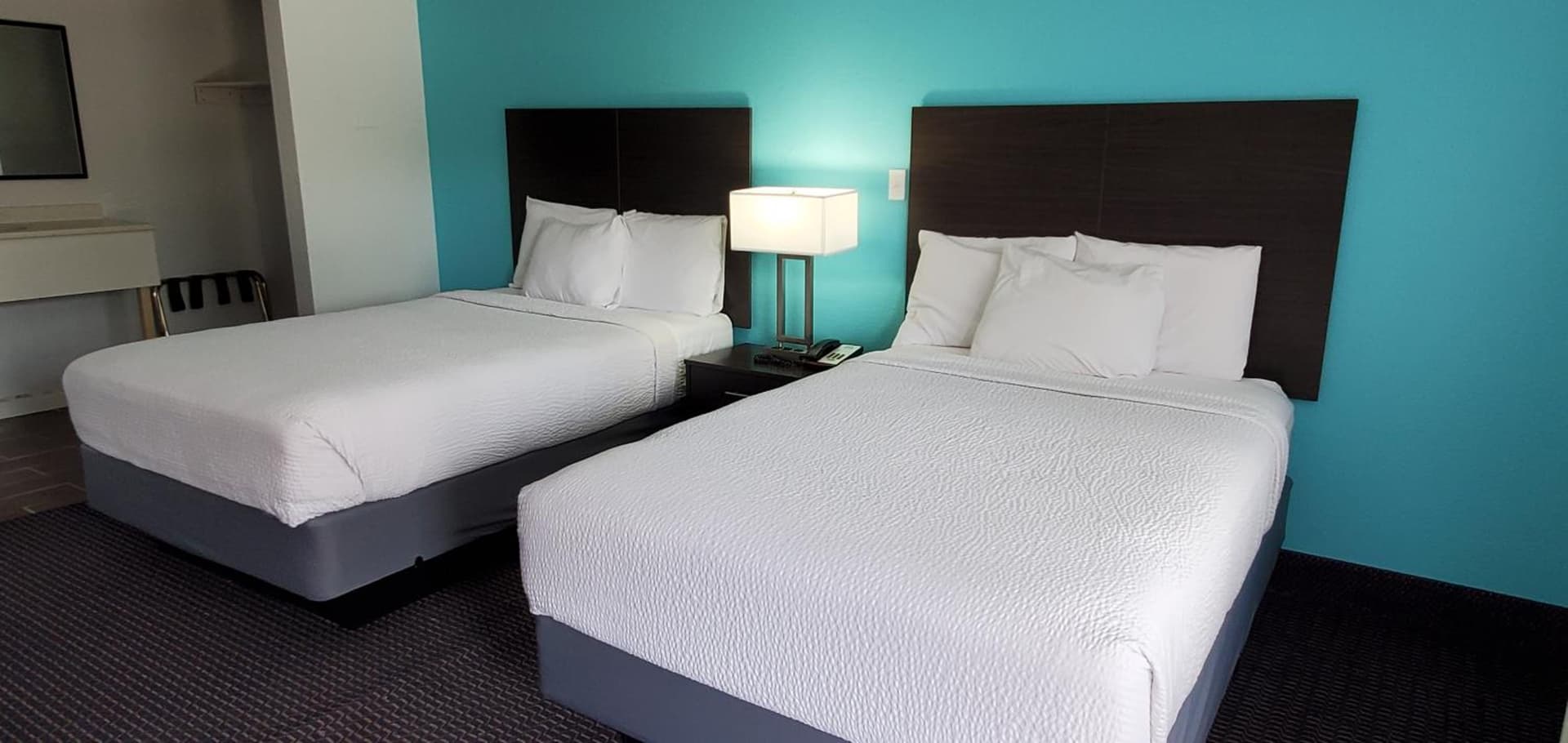 Travelodge by Wyndham Livonia Canton Novi Detroit Area gallery photo in Livonia, MI — image 19