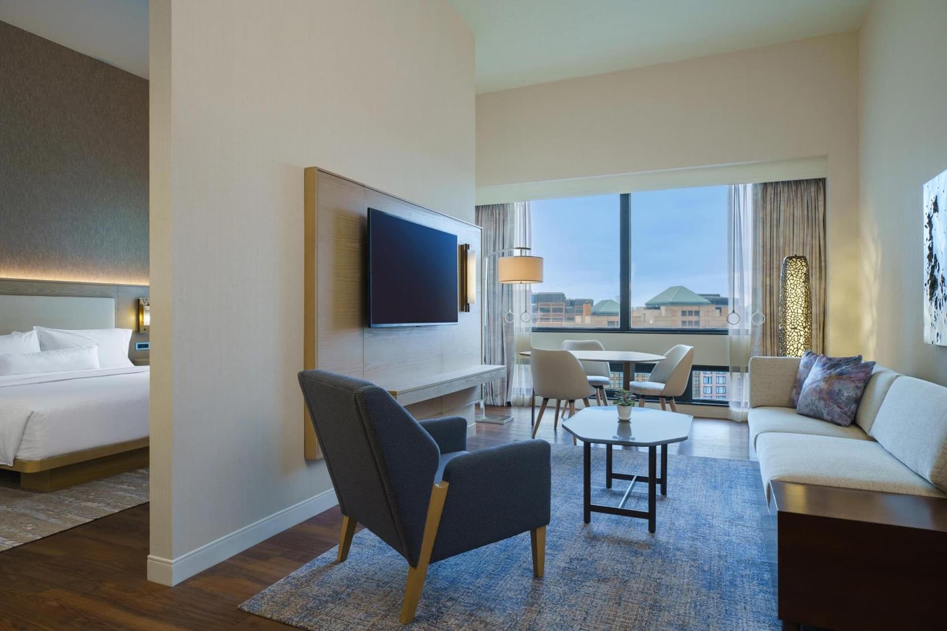 The Westin O'Hare property views in Rosemont, IL — gallery photo 3