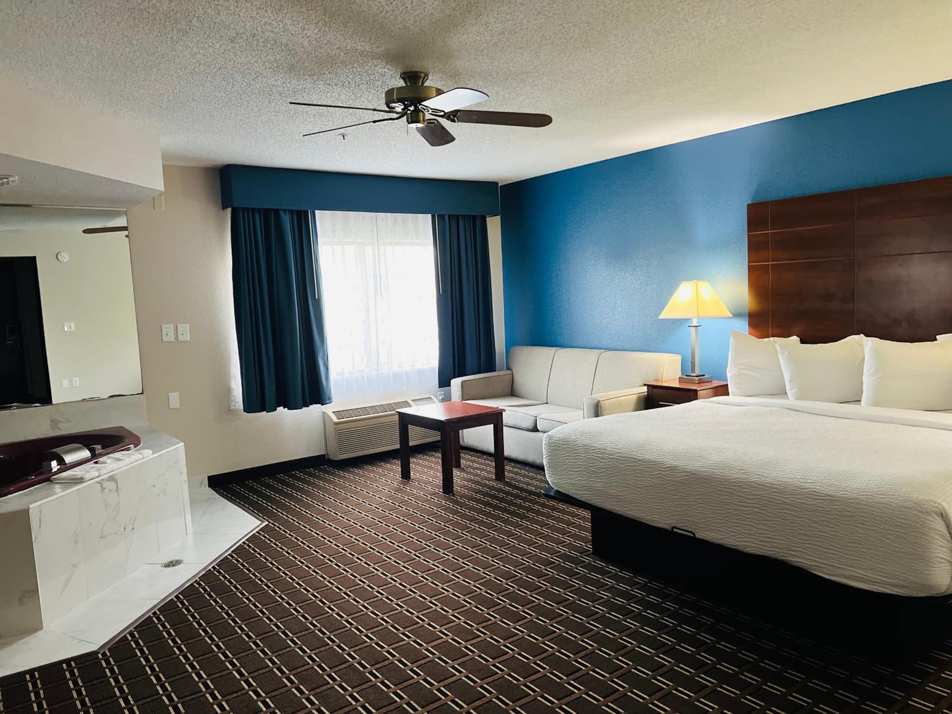 Baymont by Wyndham La Crosse/Onalaska gallery photo in Onalaska, WI — image 16