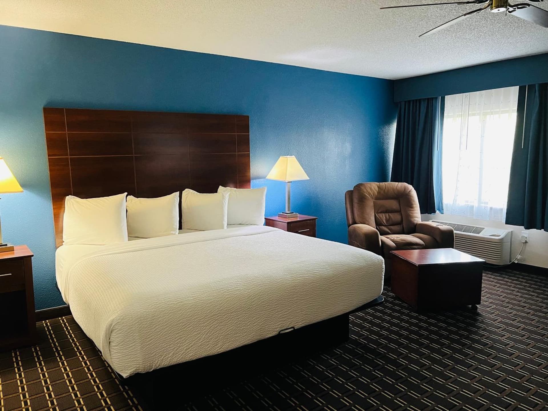 Baymont by Wyndham La Crosse/Onalaska gallery photo in Onalaska, WI — image 24