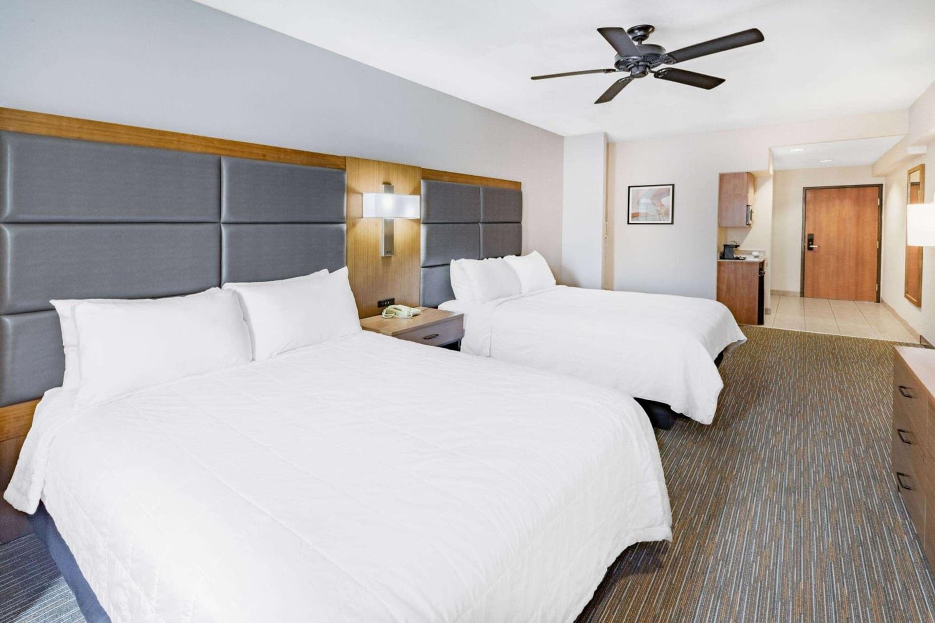 Wingate by Wyndham Houston Bush Intercontinental Airport gallery photo in Houston, TX — image 11