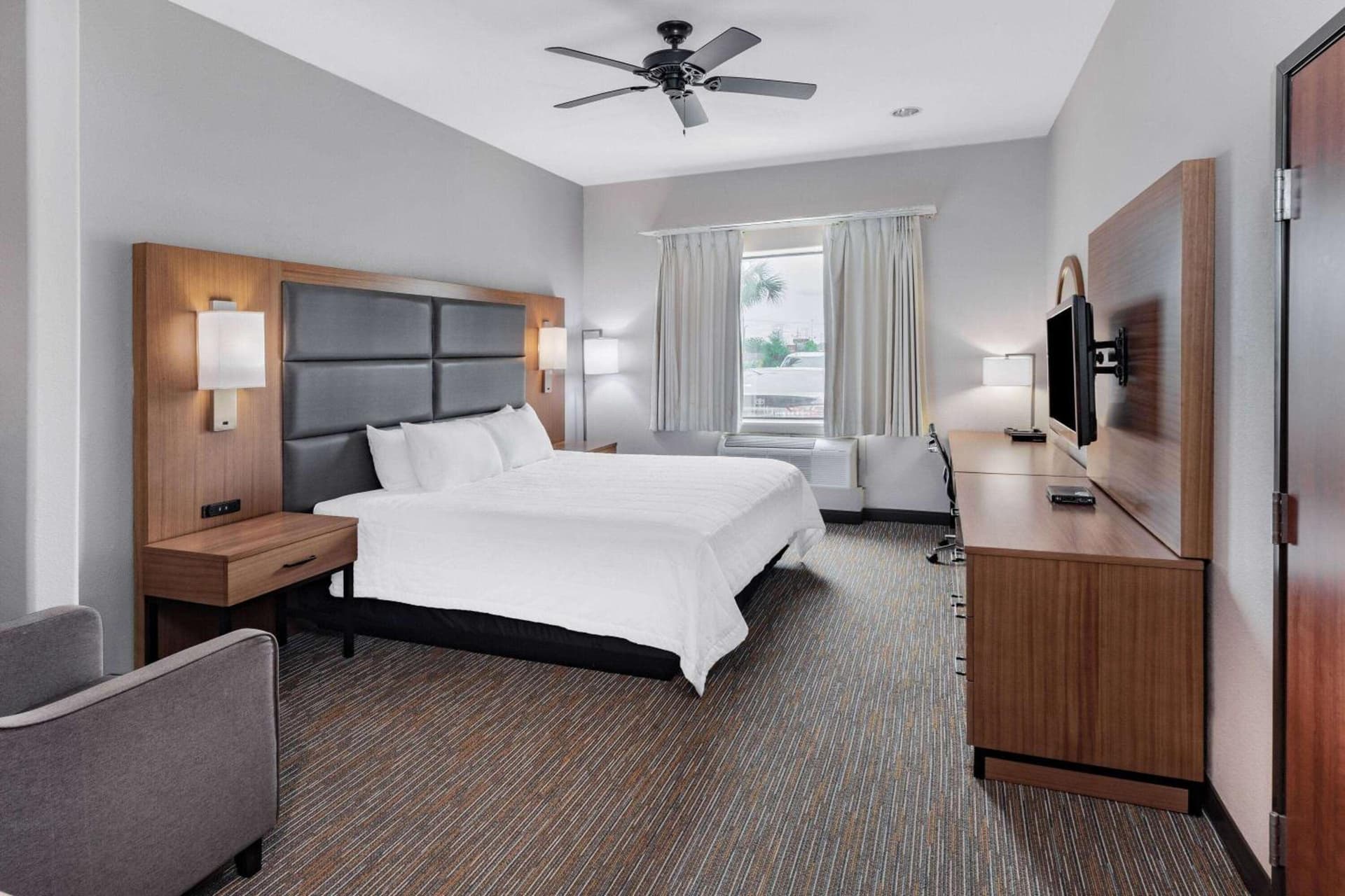 Wingate by Wyndham Houston Bush Intercontinental Airport gallery photo in Houston, TX — image 28