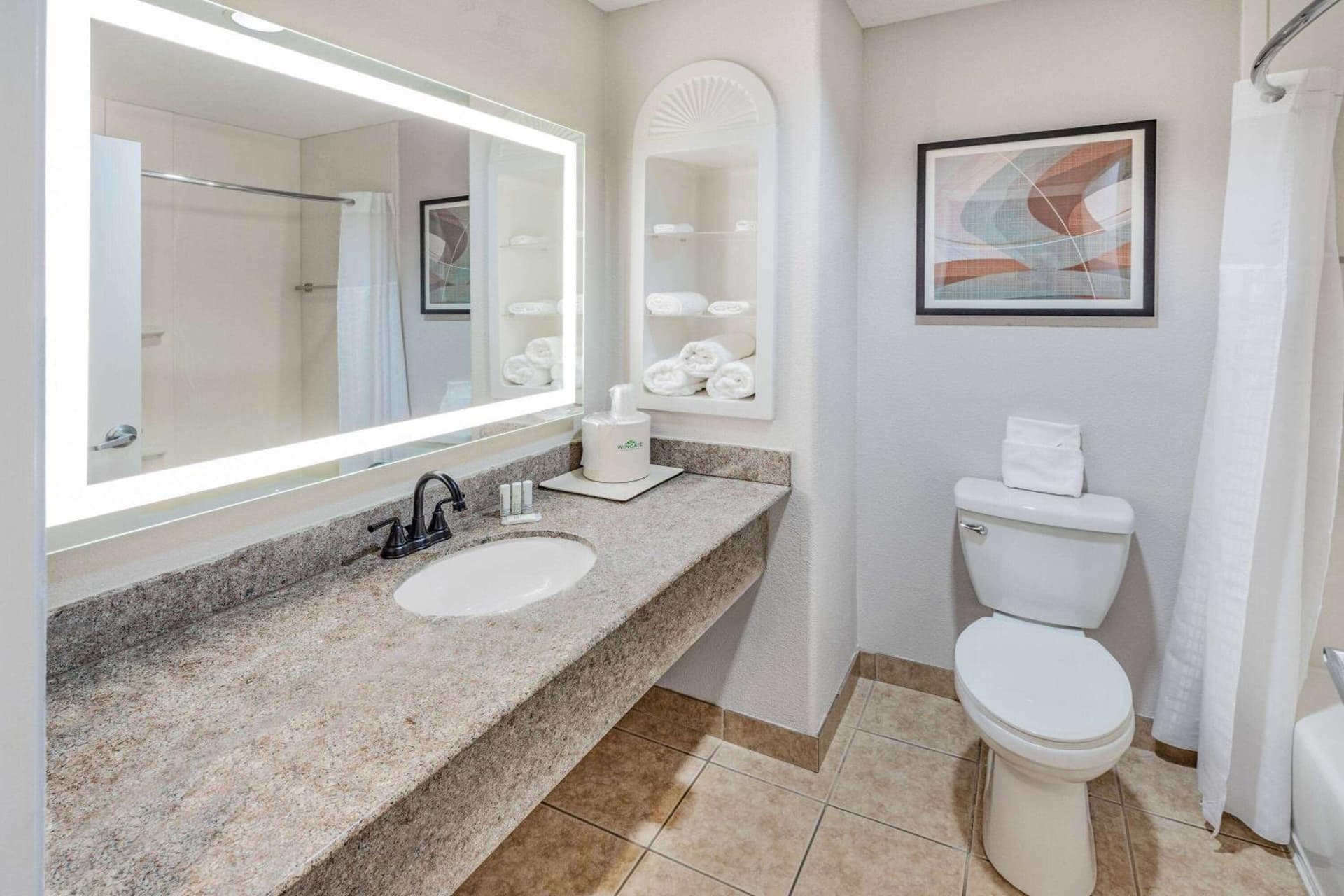 Wingate by Wyndham Houston Bush Intercontinental Airport gallery photo in Houston, TX — image 37
