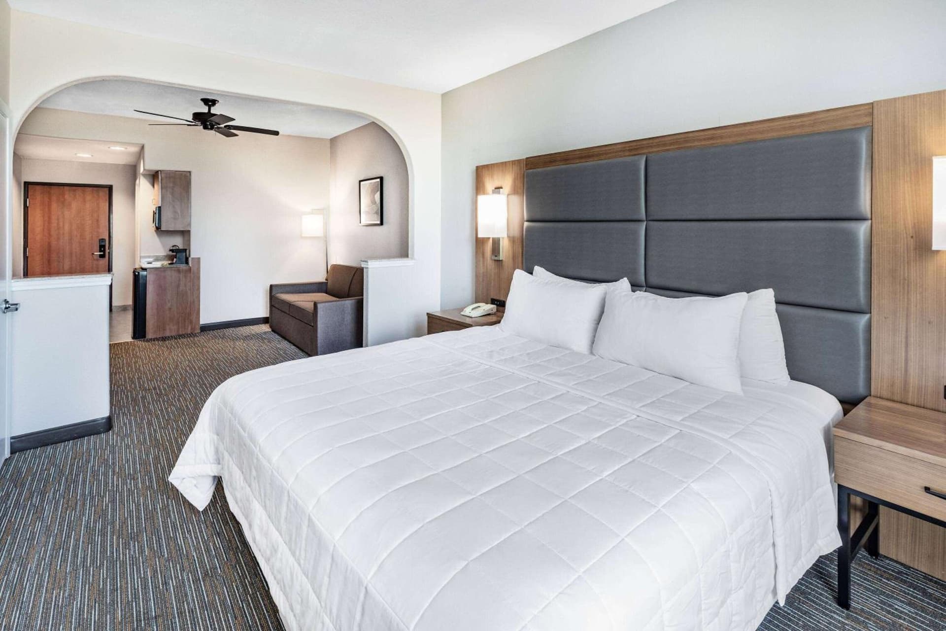 Wingate by Wyndham Houston Bush Intercontinental Airport gallery photo in Houston, TX — image 55