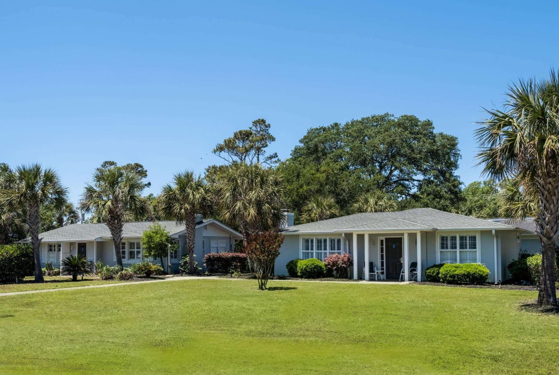 The Sandbar Hotel, Trademark Collection by Wyndham interior in Myrtle Beach, SC — gallery photo 2