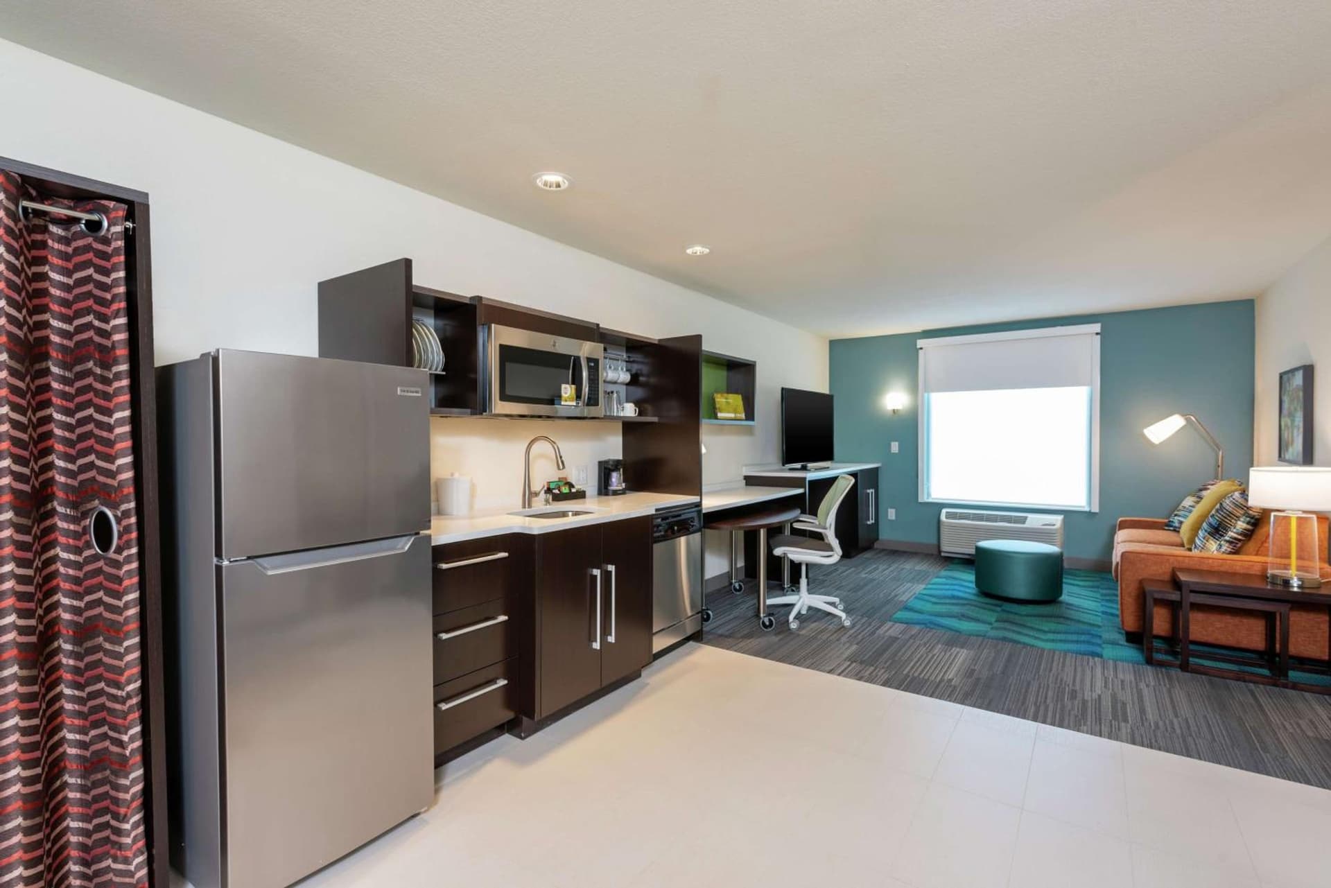 Home2 Suites By Hilton Appleton, Wi interior in Appleton, WI — gallery photo 2