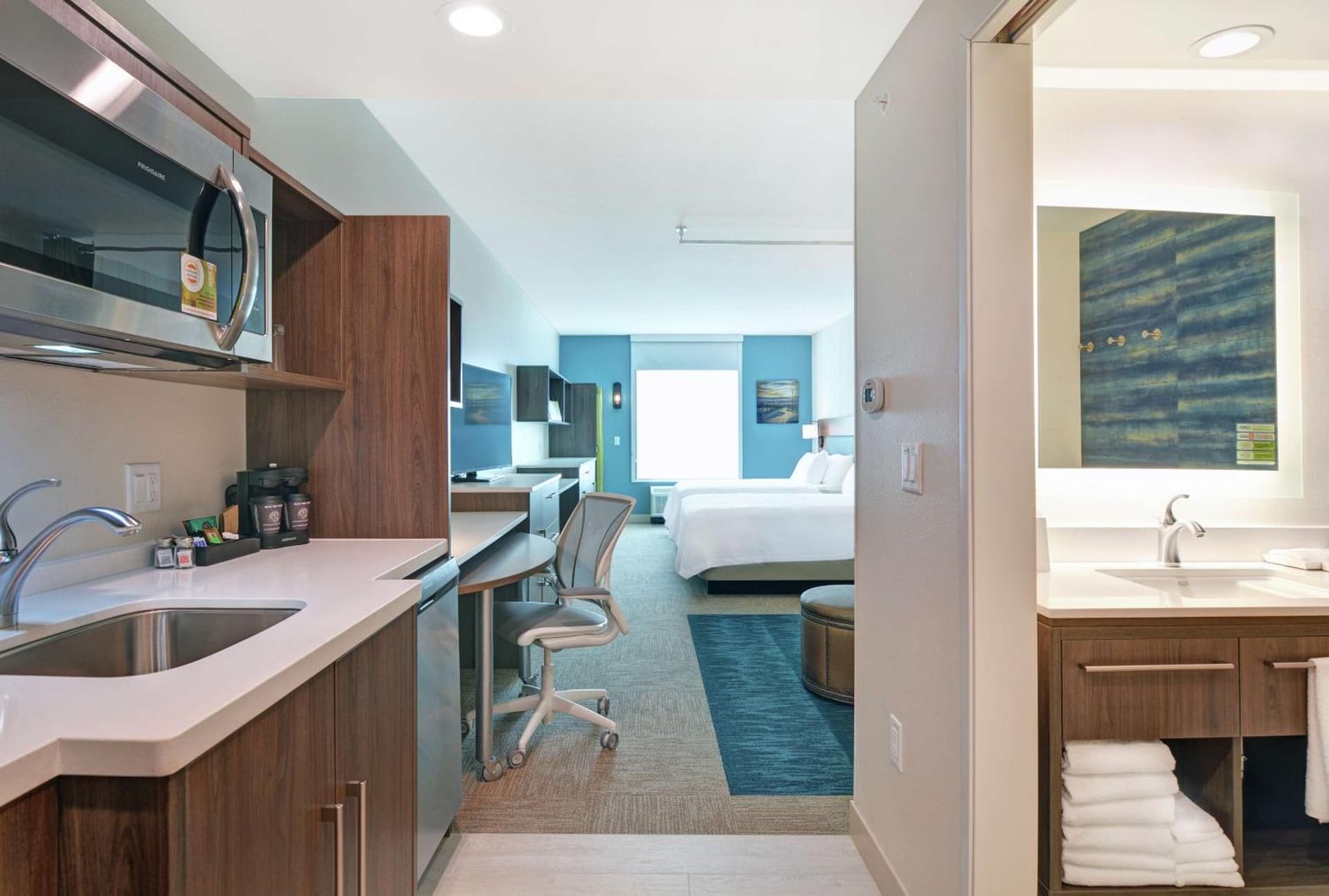 Home2 Suites By Hilton Bettendorf Quad Cities gallery photo in Bettendorf, IA — image 11