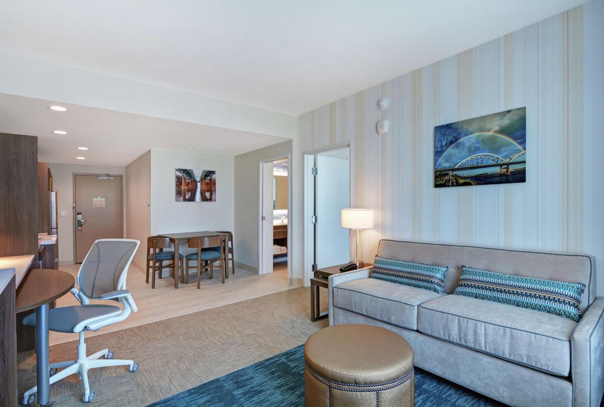 Home2 Suites By Hilton Bettendorf Quad Cities gallery photo in Bettendorf, IA — image 34