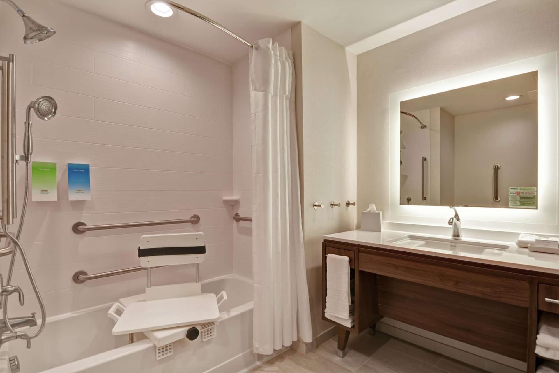 Home2 Suites By Hilton Bettendorf Quad Cities gallery photo in Bettendorf, IA — image 22