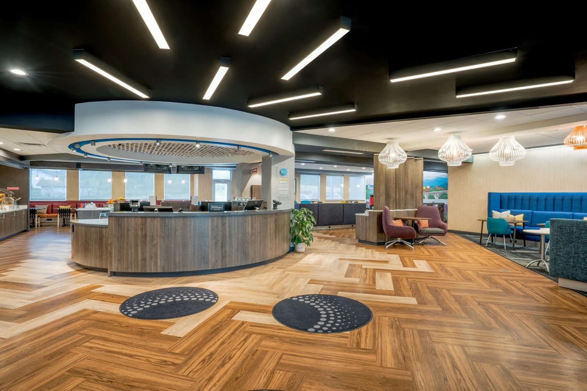 Tru by Hilton Knoxville North I75 interior in Knoxville, TN — gallery photo 2