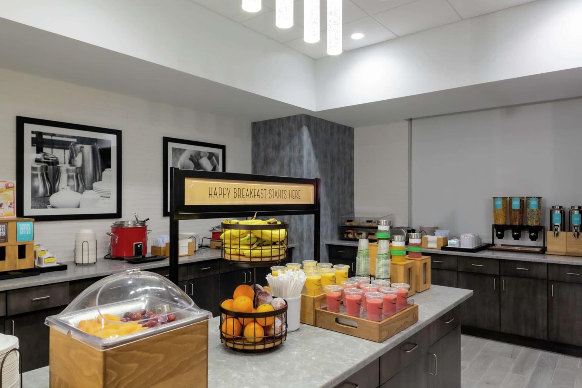 Hampton Inn Dunedin, Fl interior in Dunedin, FL — gallery photo 2