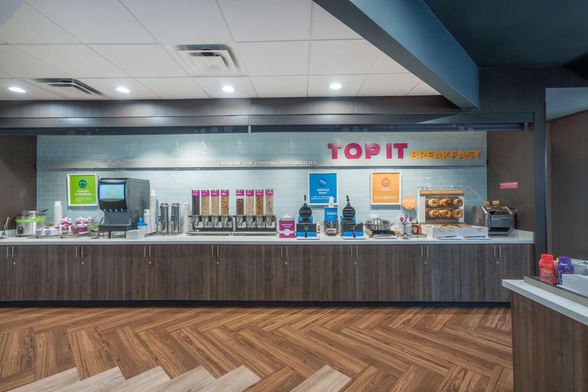 Tru by Hilton Knoxville North I75 gallery photo in Knoxville, TN — image 11