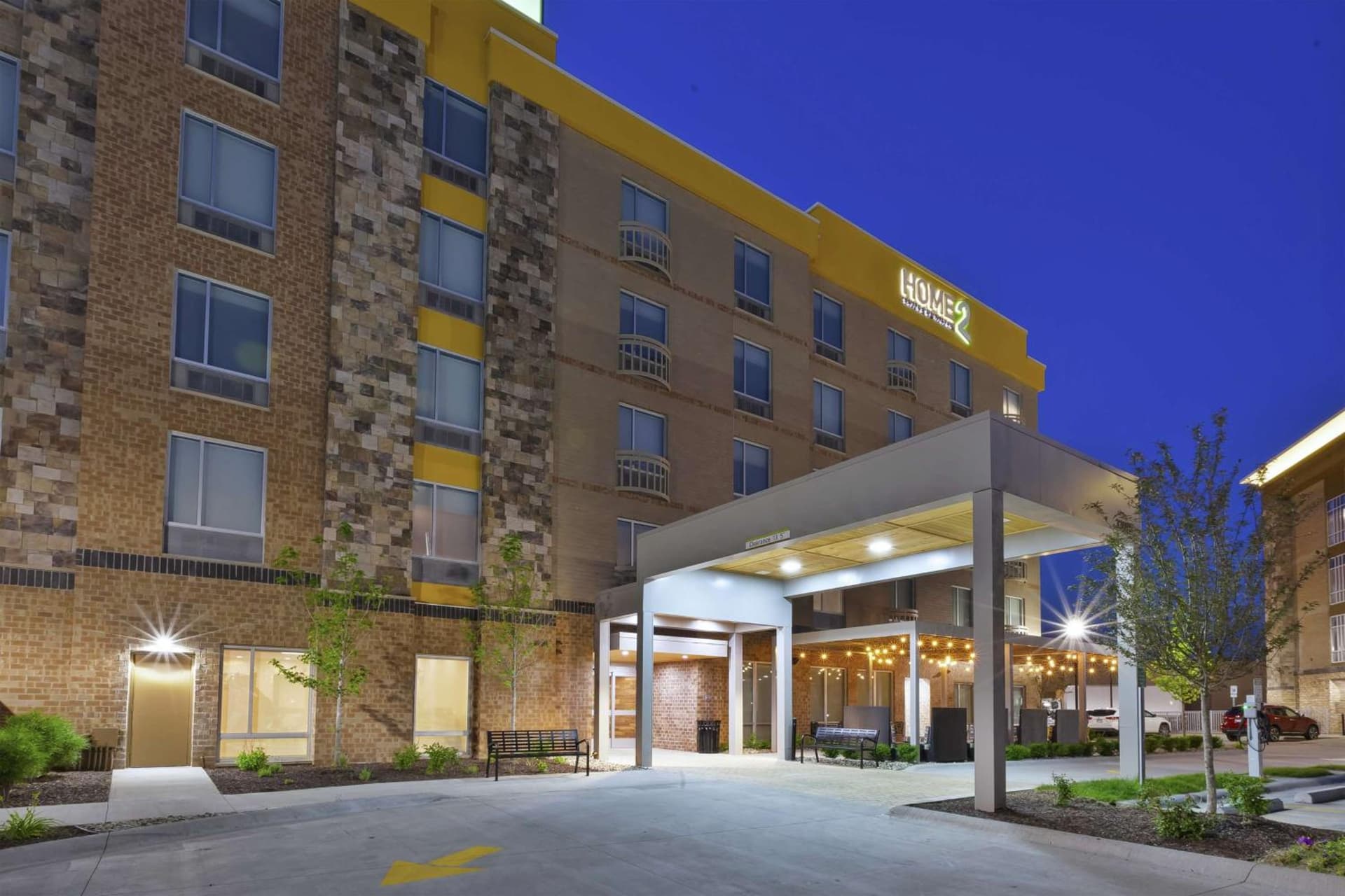 Home2 Suites By Hilton West Bloomfield, Mi interior in North Farmington — gallery photo 2