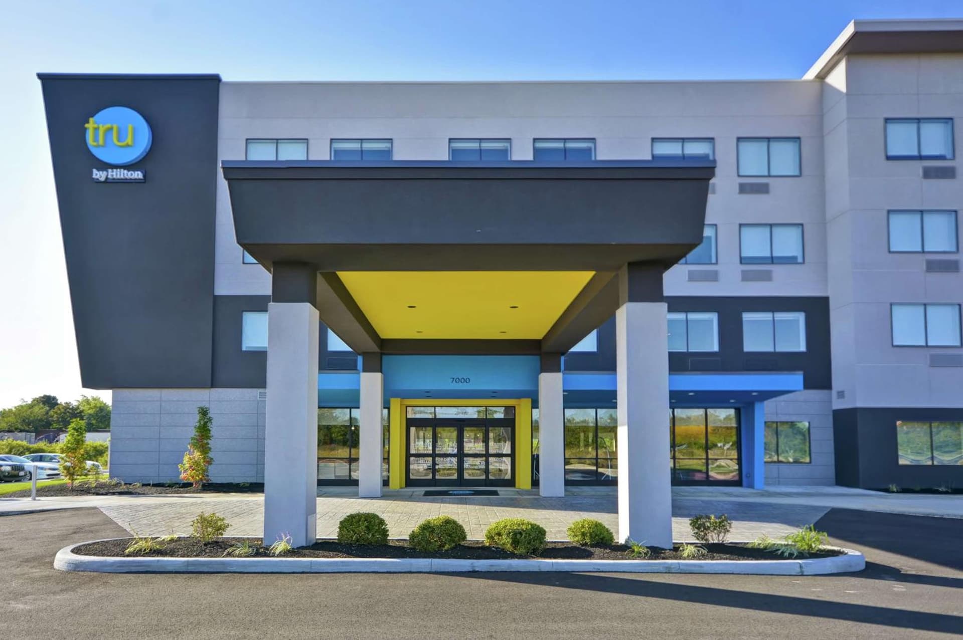 Tru By Hilton Huber Heights Dayton featured exterior or lobby in Huber Heights, OH — similar hotel