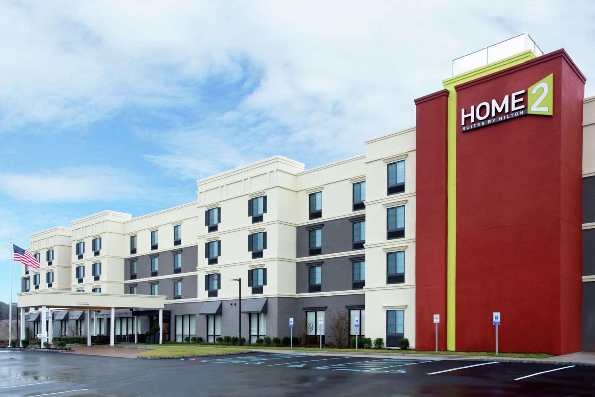 Home2 Suites by Hilton Long Island Brookhaven interior in Yaphank, NY — gallery photo 2