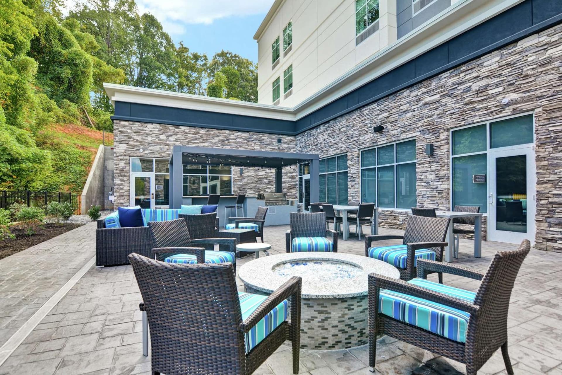Homewood Suites By Hilton Lynchburg gallery photo in Lynchburg, VA — image 31